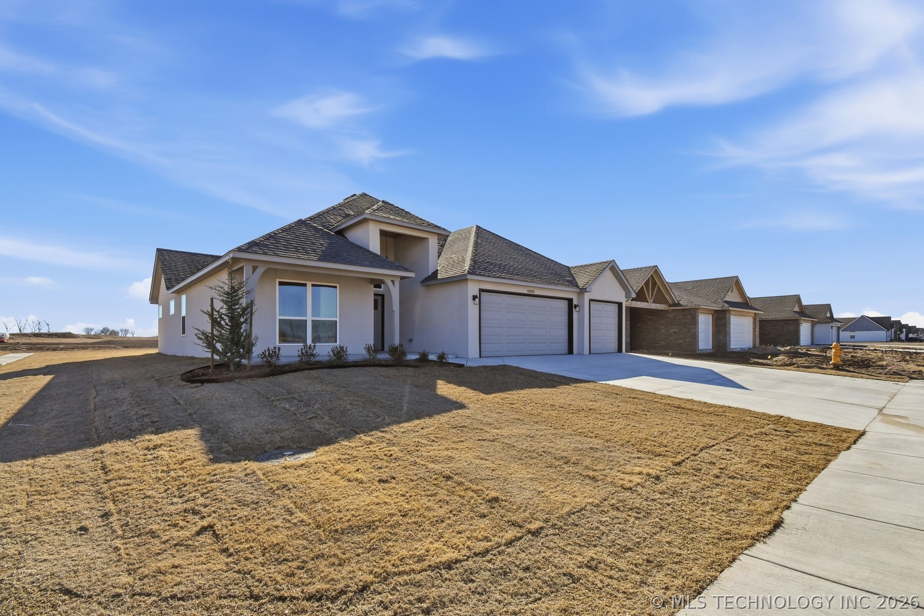 10328 E 132nd Street S Property Photo 4