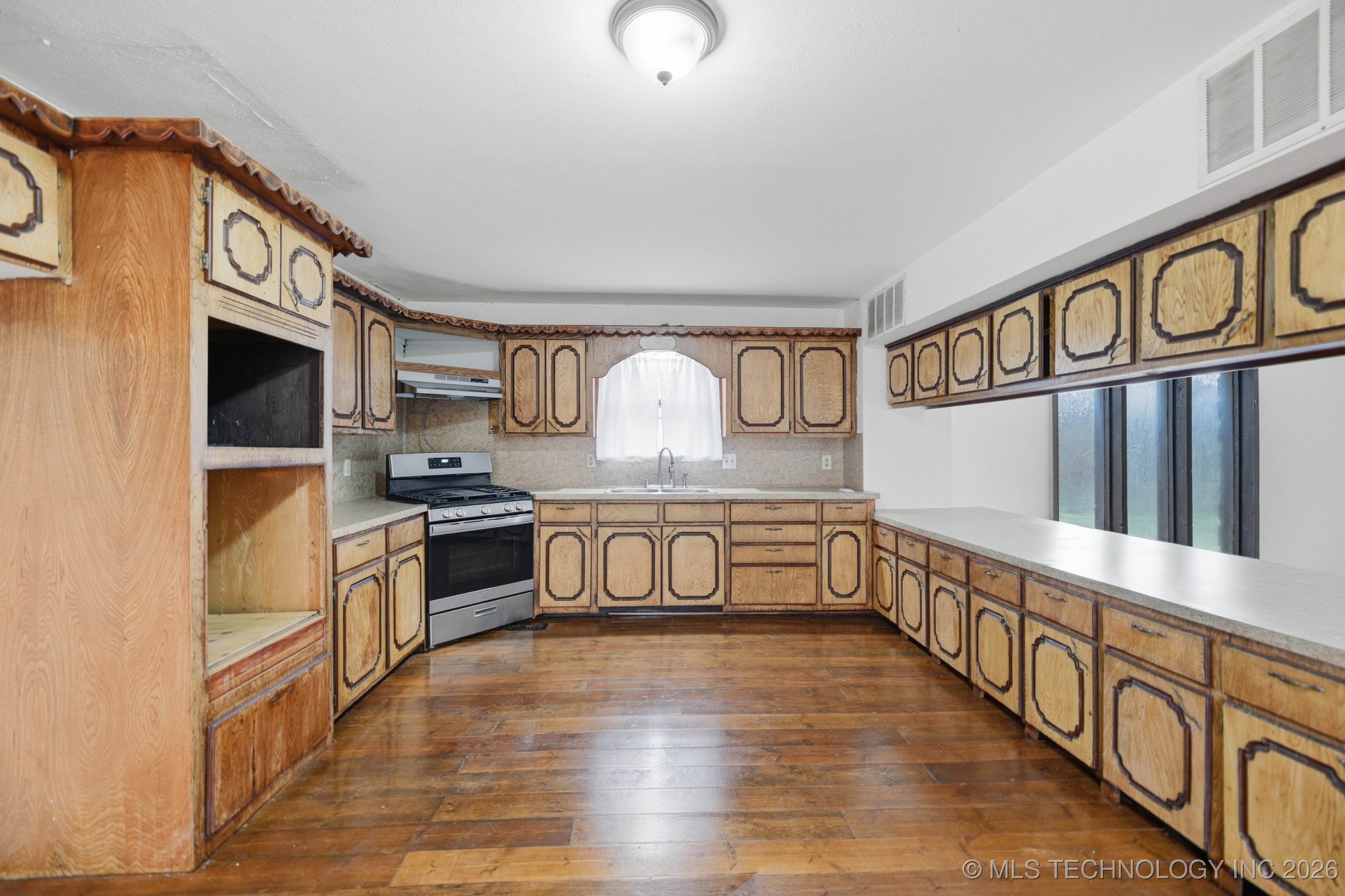 35064 W 321st Street S Property Photo 6