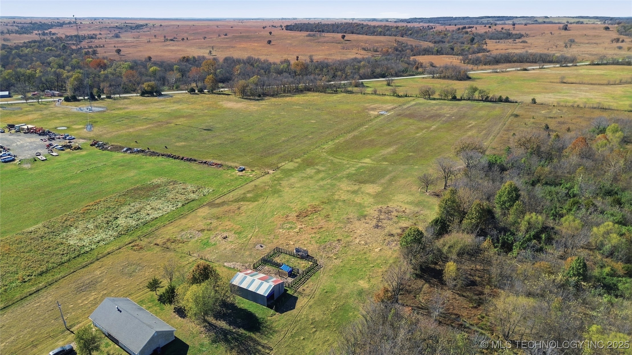 24143 S 4320 Road Property Photo 4