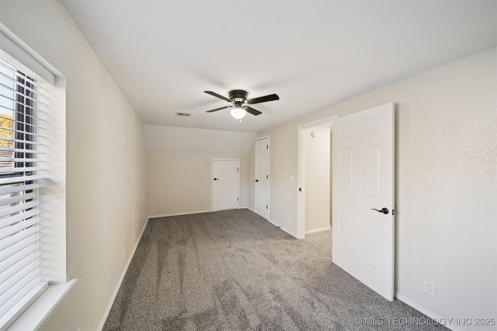 10811 E 101st Street North Property Photo 21