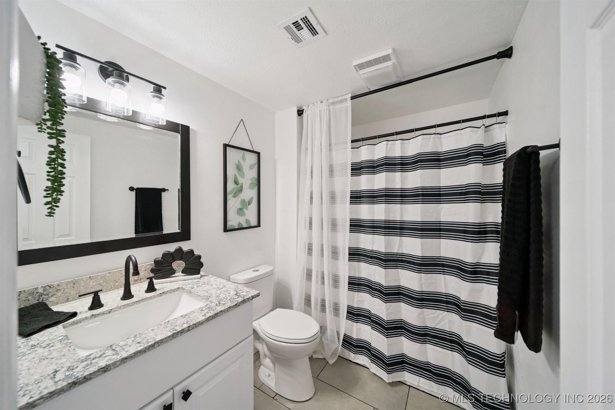 10811 E 101st Street North Property Photo 24