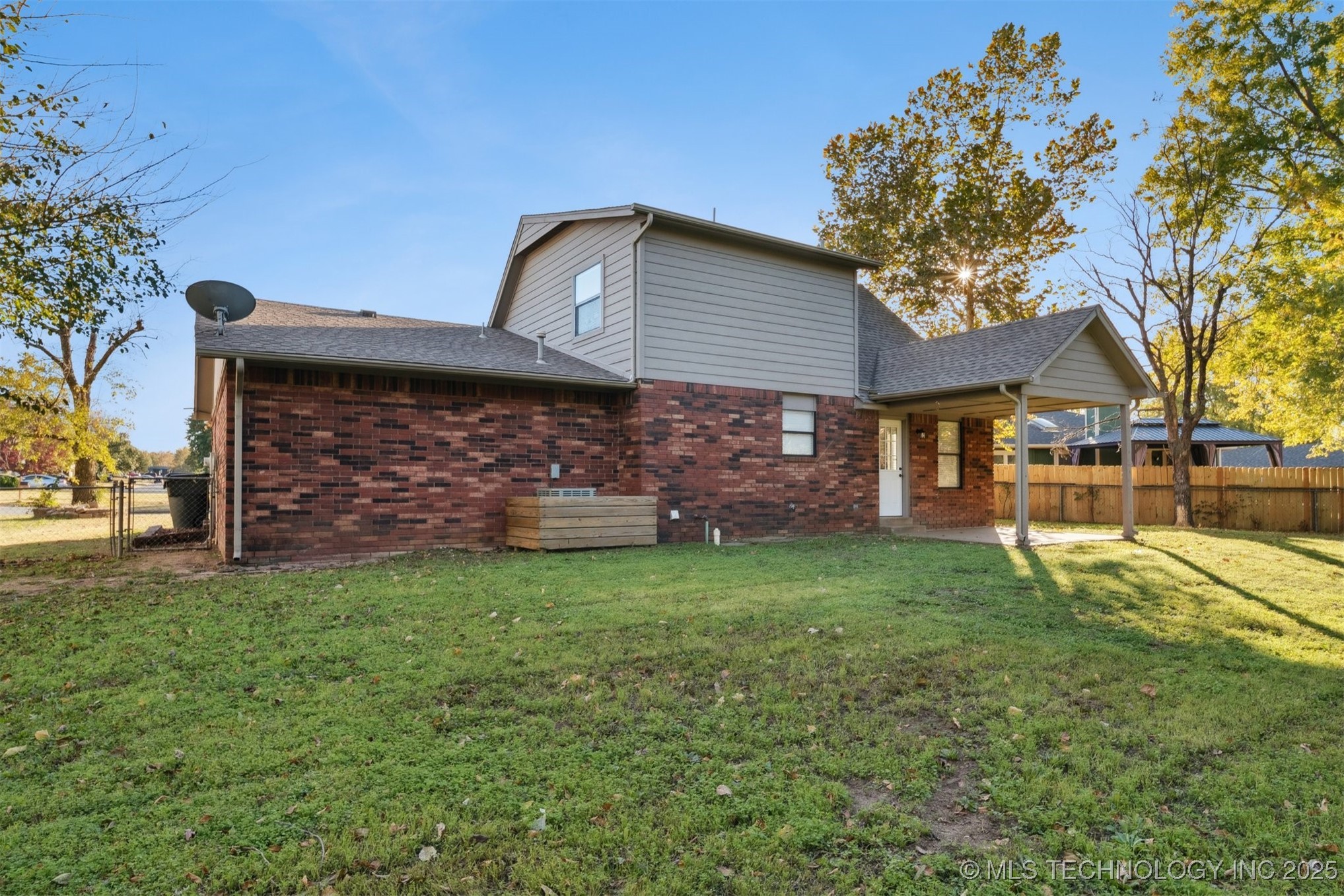 10811 E 101st Street North Property Photo 31