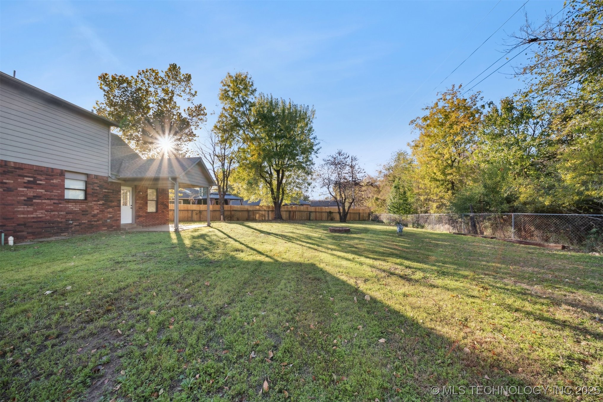 10811 E 101st Street North Property Photo 32