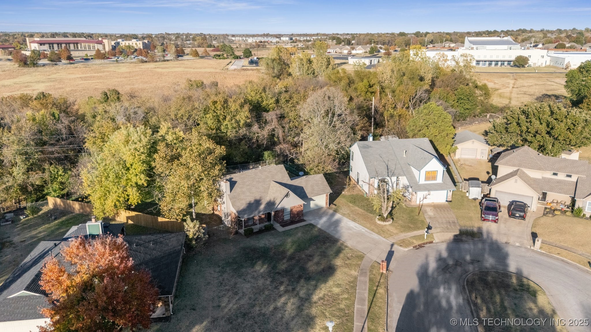 10811 E 101st Street North Property Photo 35