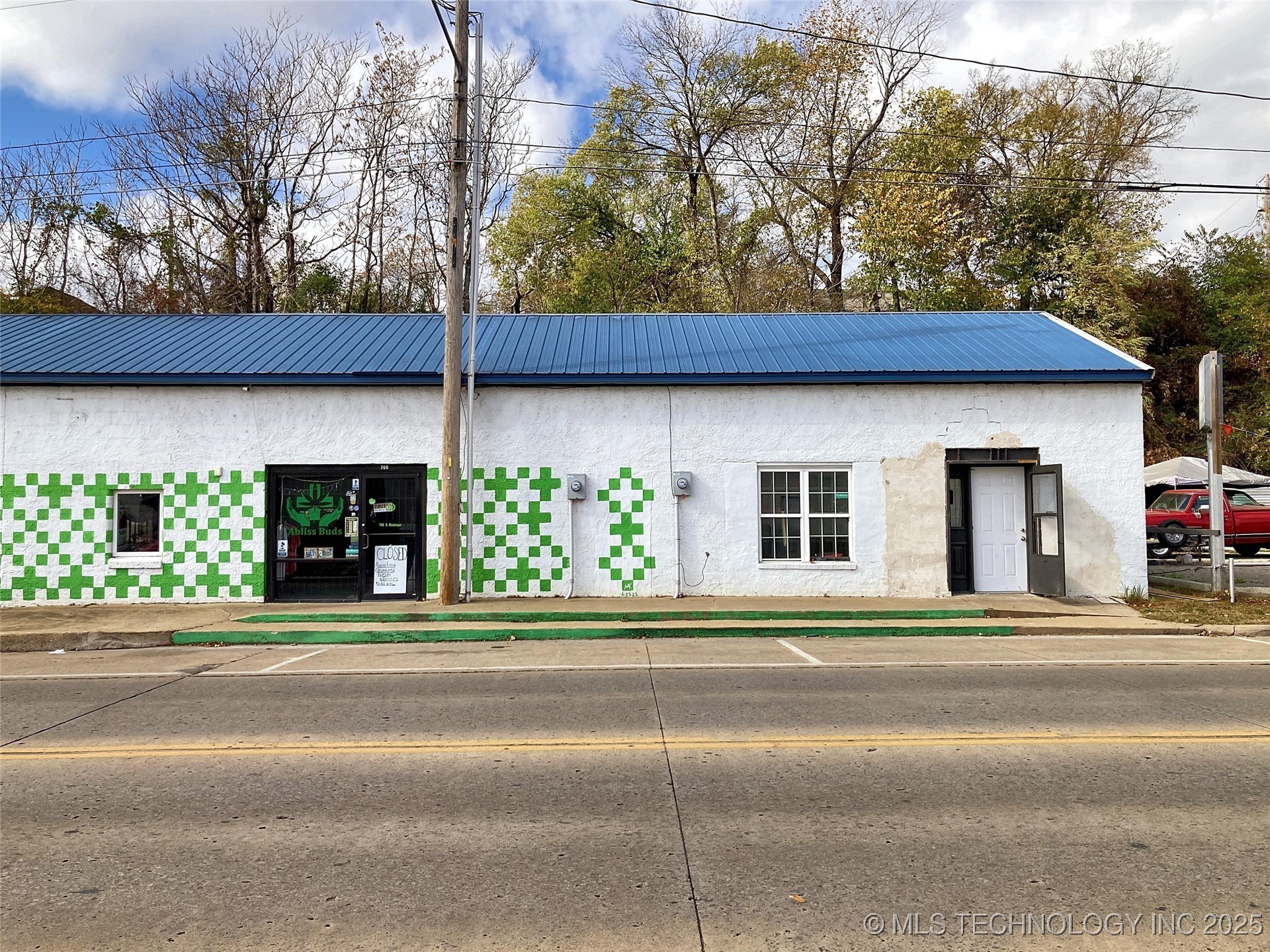 704 S Muskogee Avenue Property Photo 4