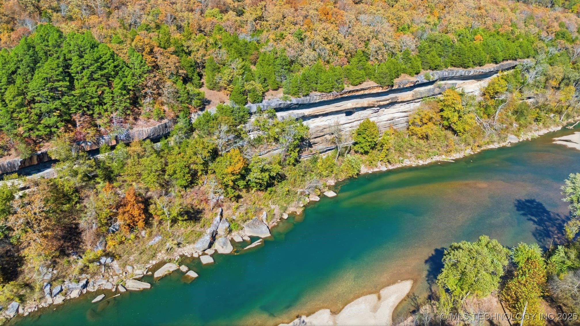 206 Alder Way Property Photo 3