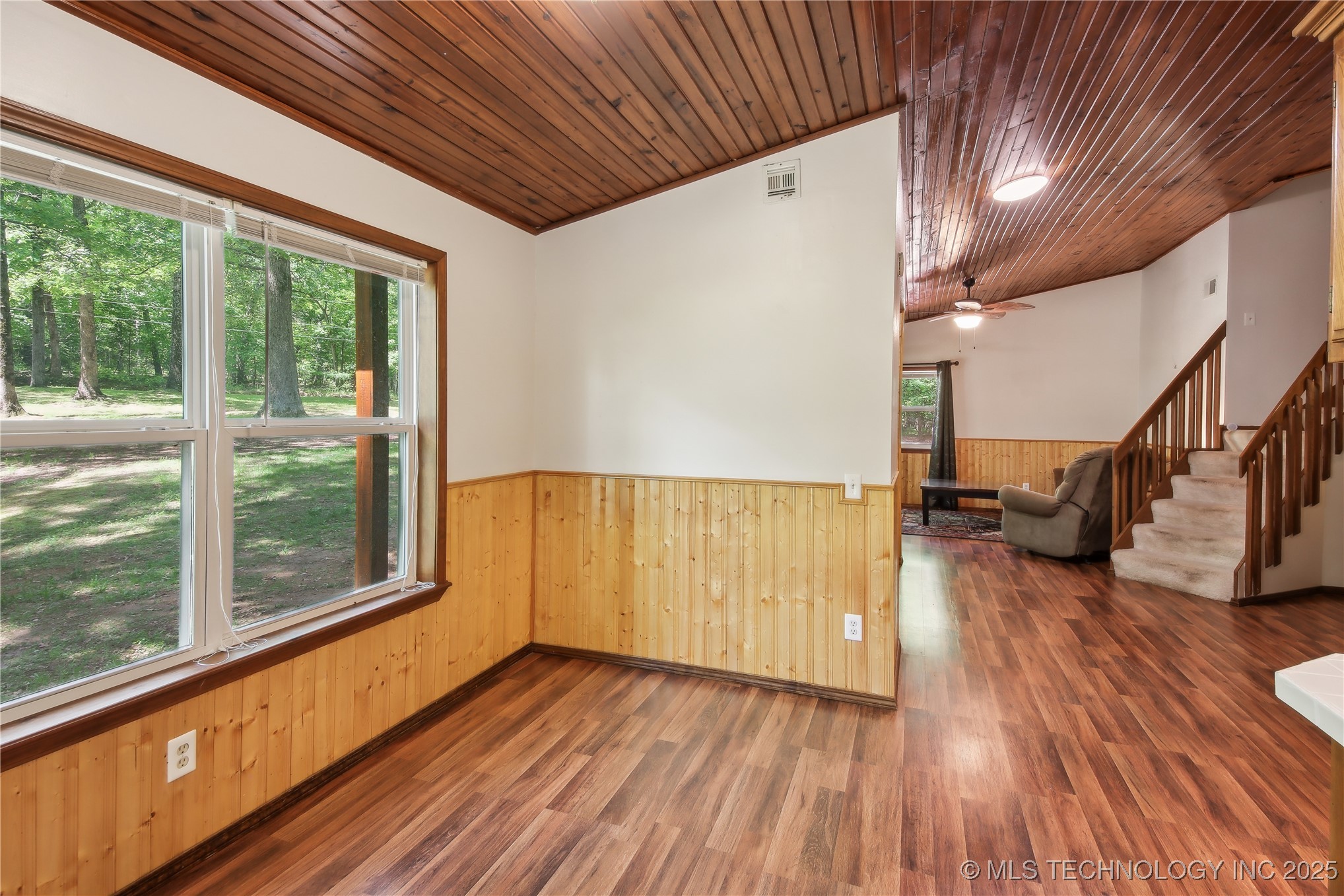 206 Alder Way Property Photo 7