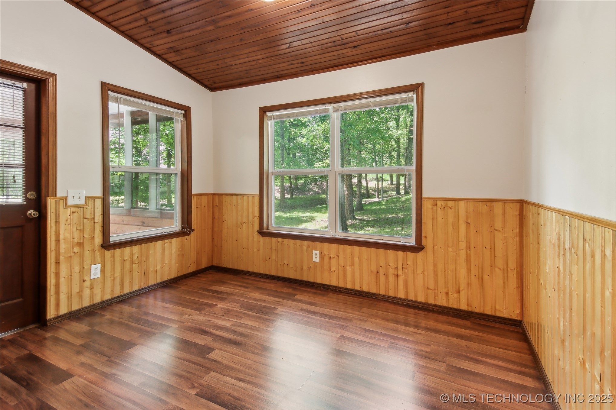 206 Alder Way Property Photo 8