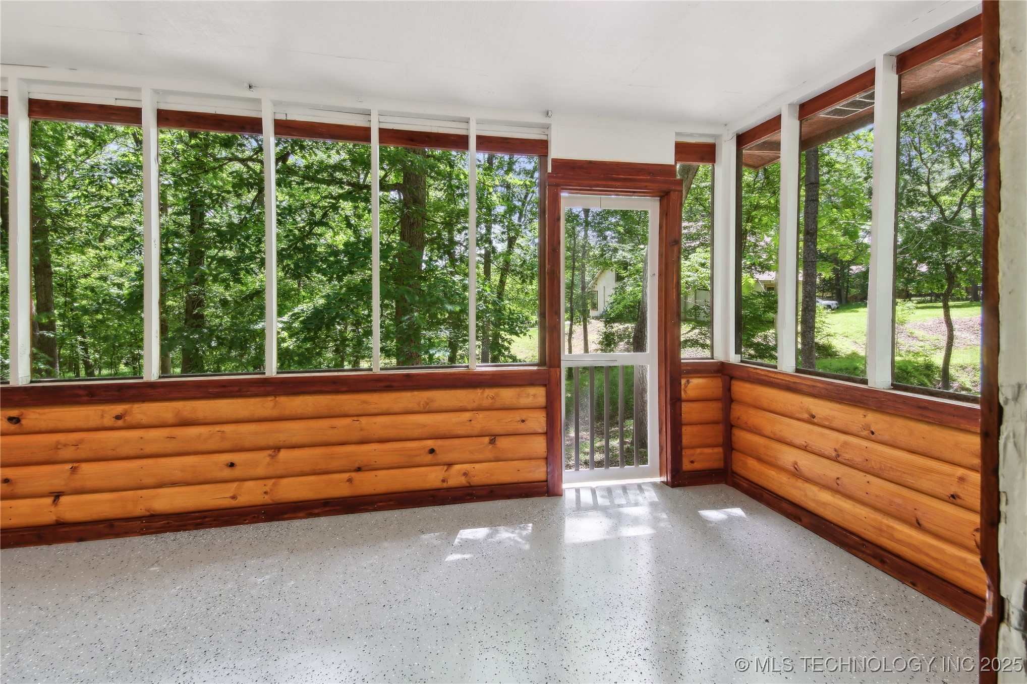 206 Alder Way Property Photo 13