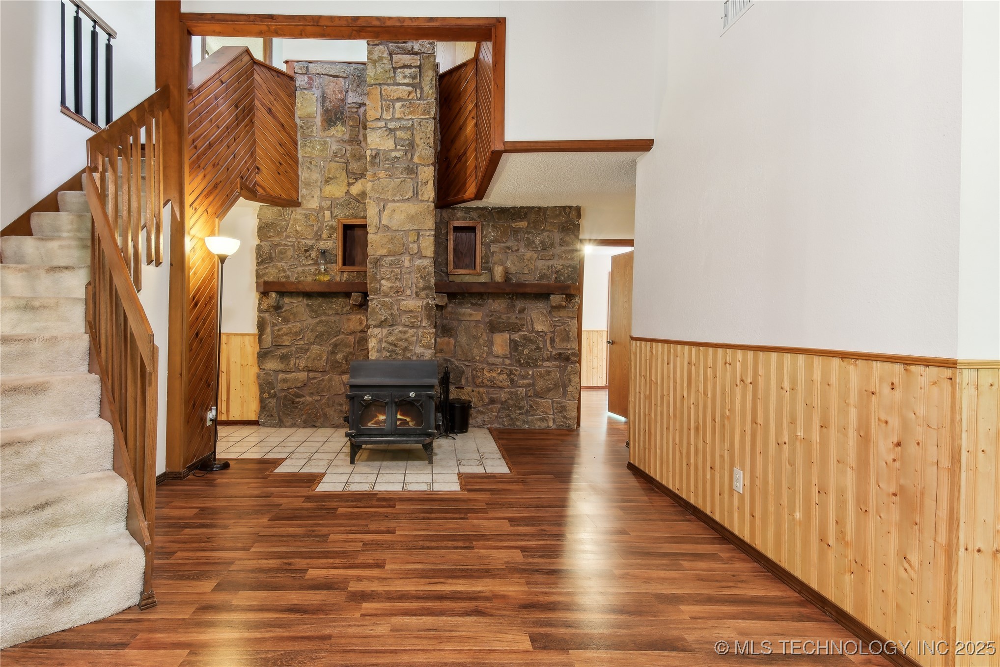 206 Alder Way Property Photo 21