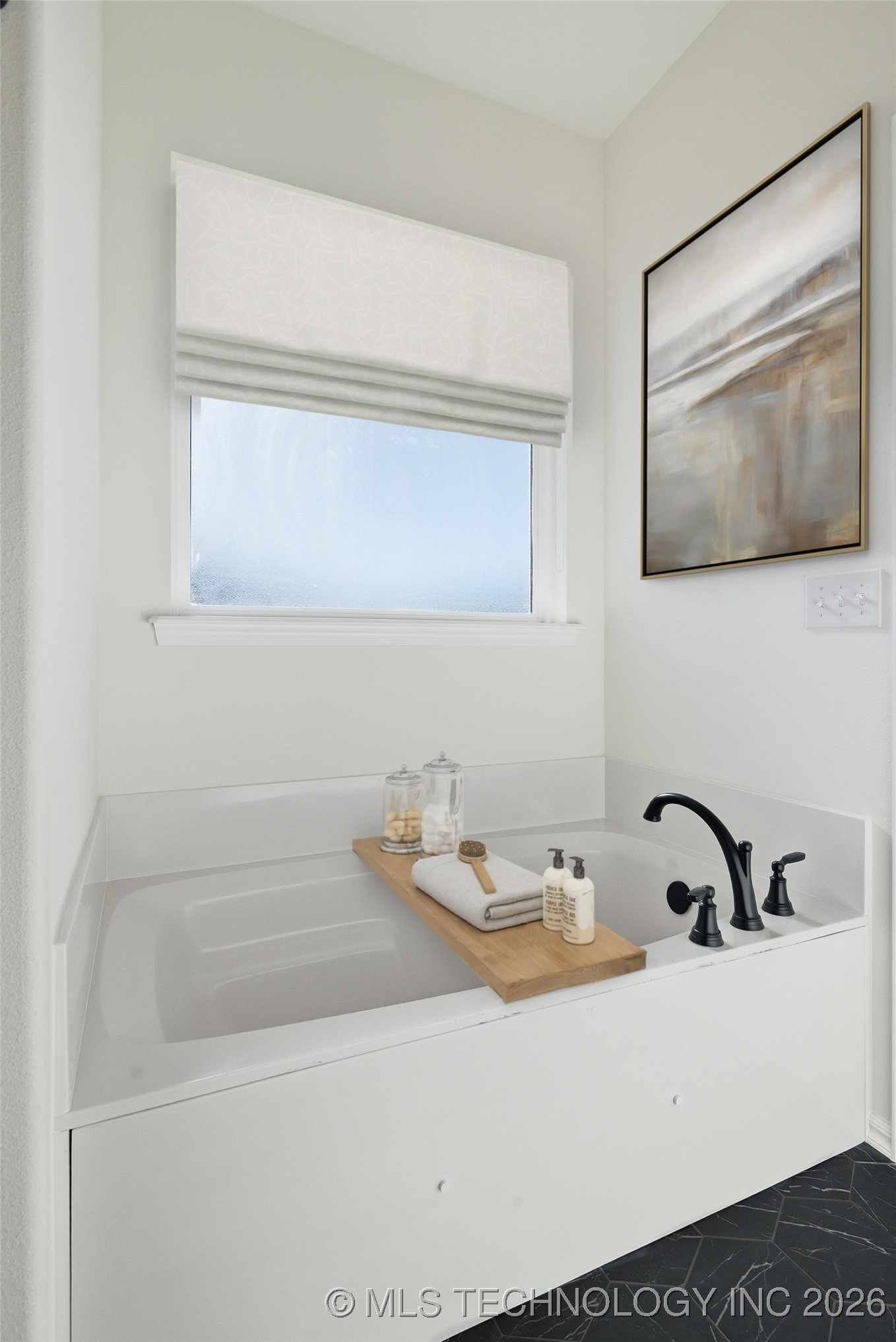 4932 N Walnut Avenue Property Photo 29