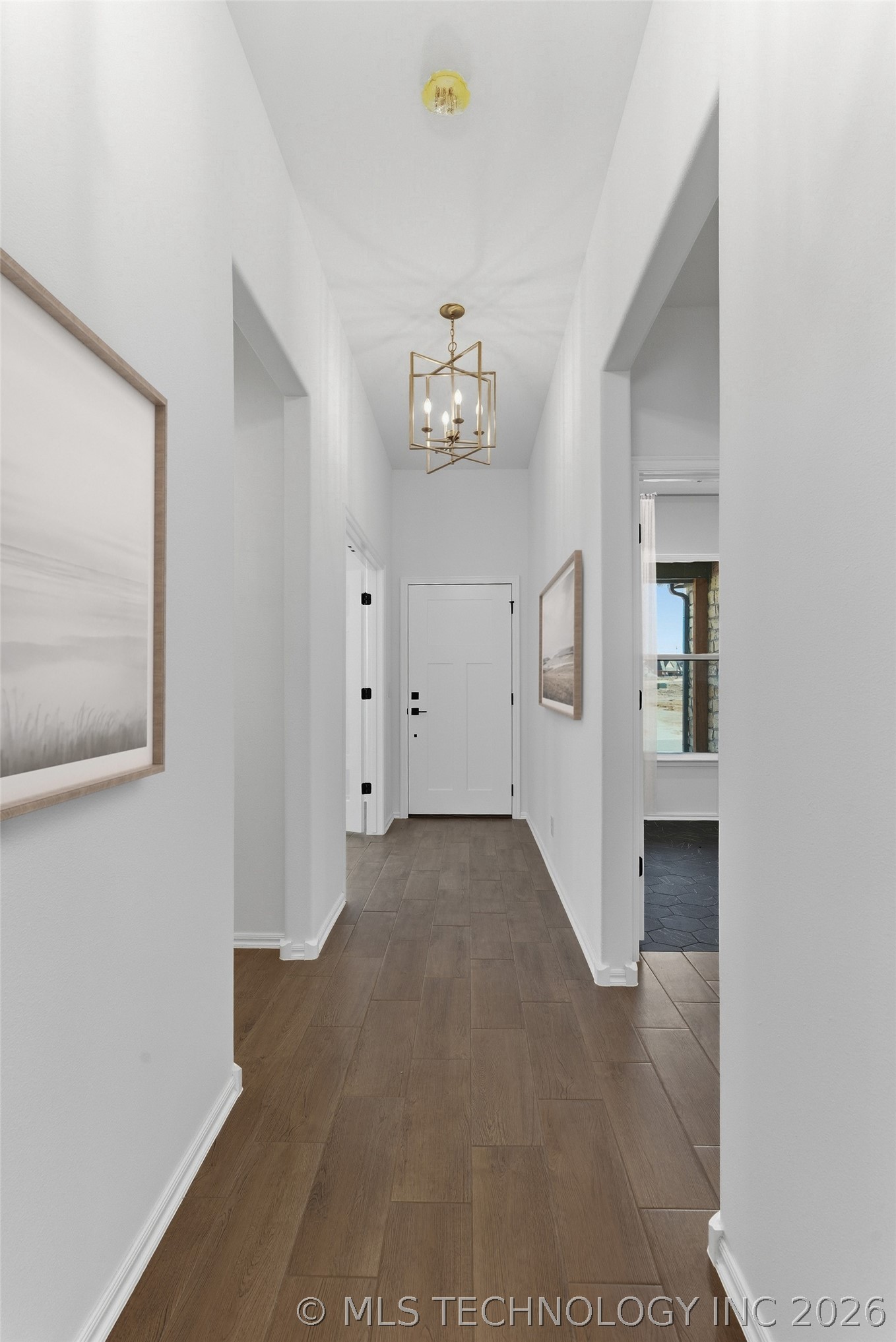 4924 N Walnut Avenue Property Photo 4