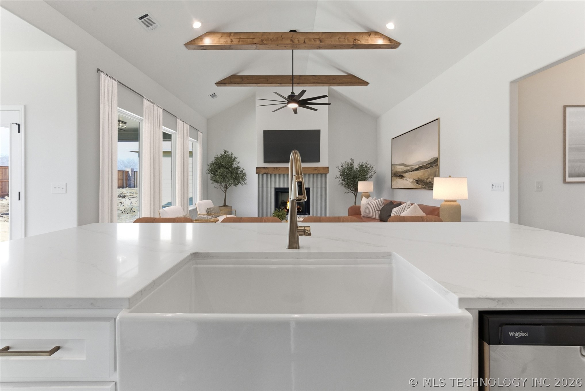 4924 N Walnut Avenue Property Photo 22