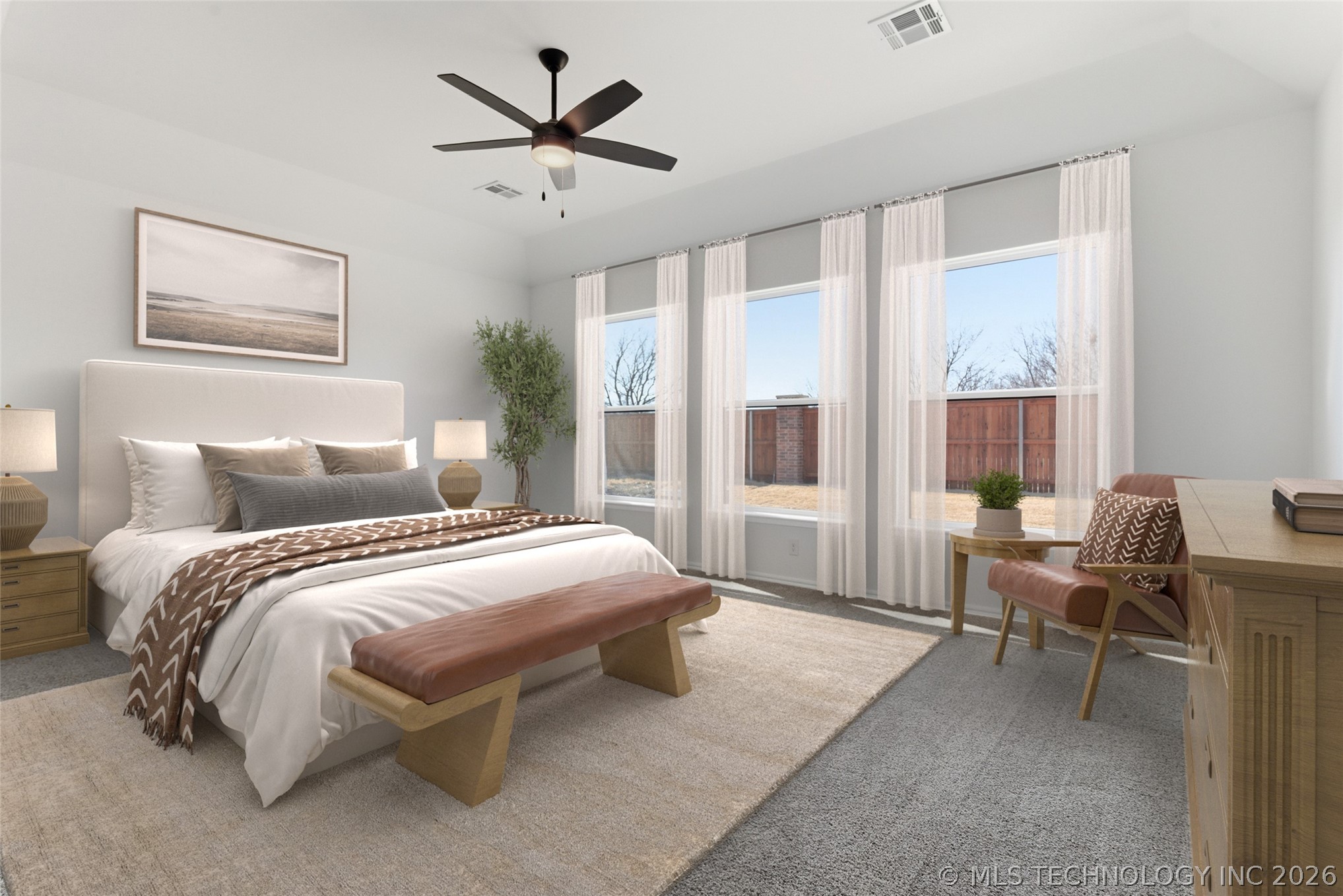 4924 N Walnut Avenue Property Photo 28