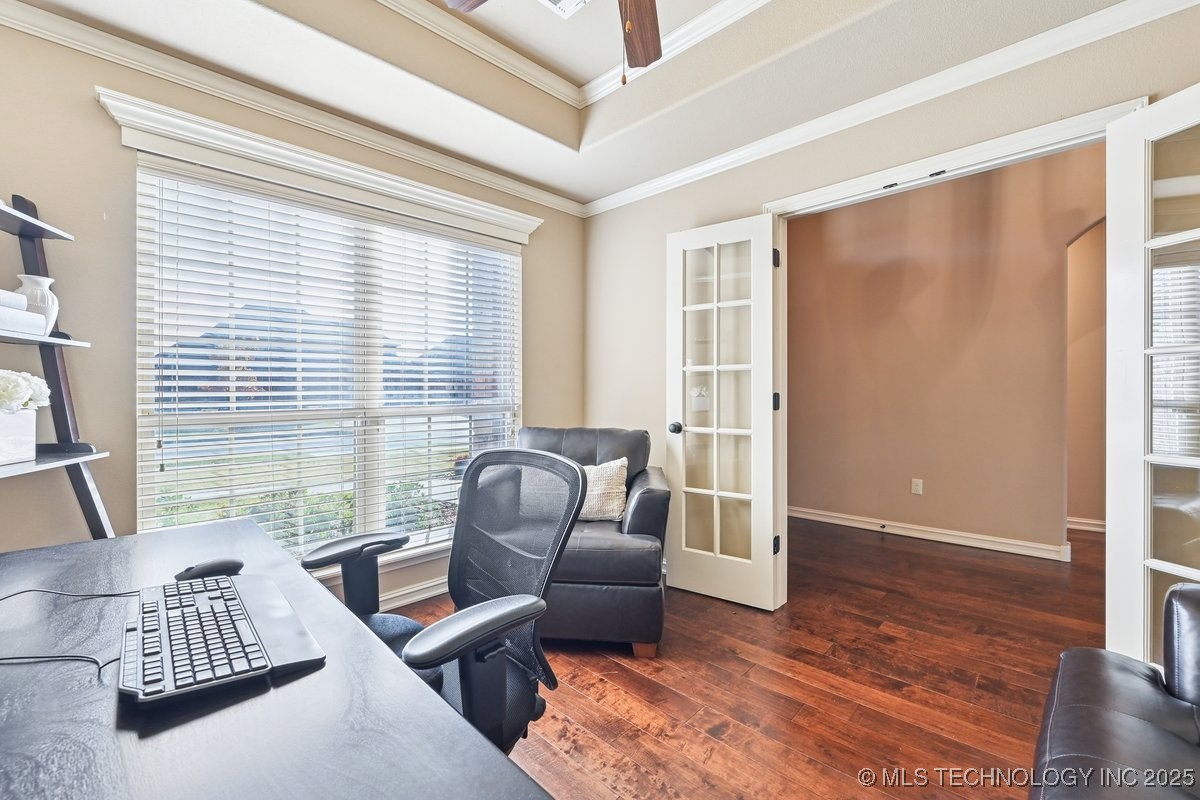 1408 E Canton Street Property Photo 7