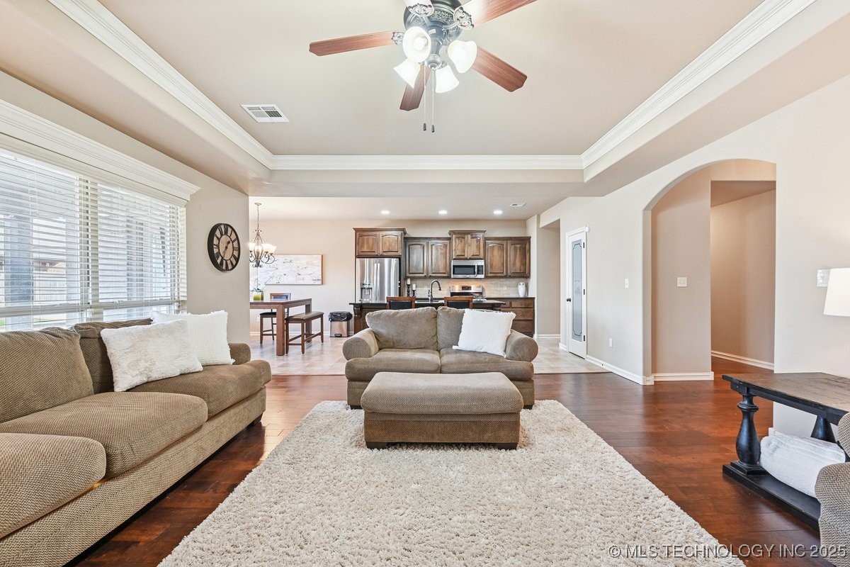 1408 E Canton Street Property Photo 15