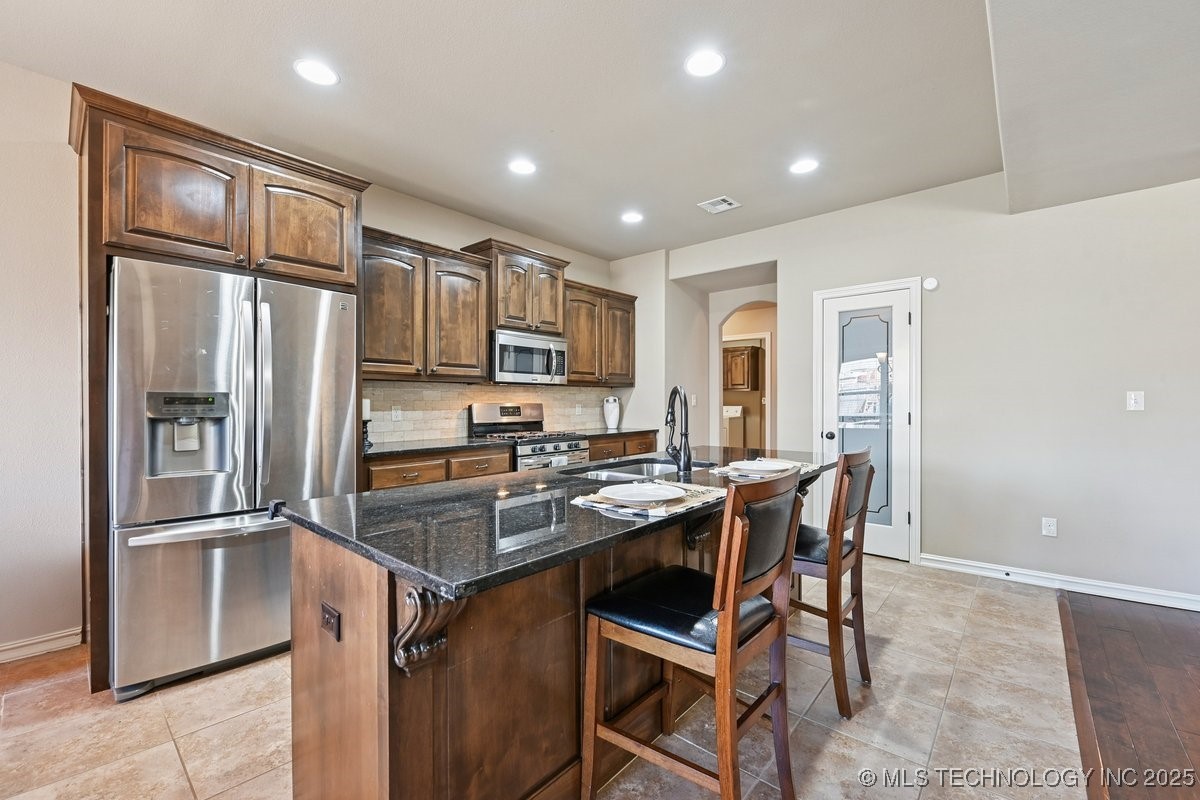 1408 E Canton Street Property Photo 16