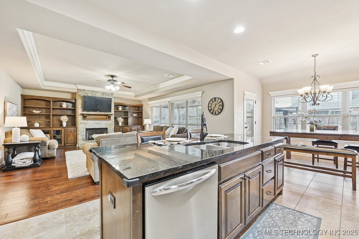 1408 E Canton Street Property Photo 20