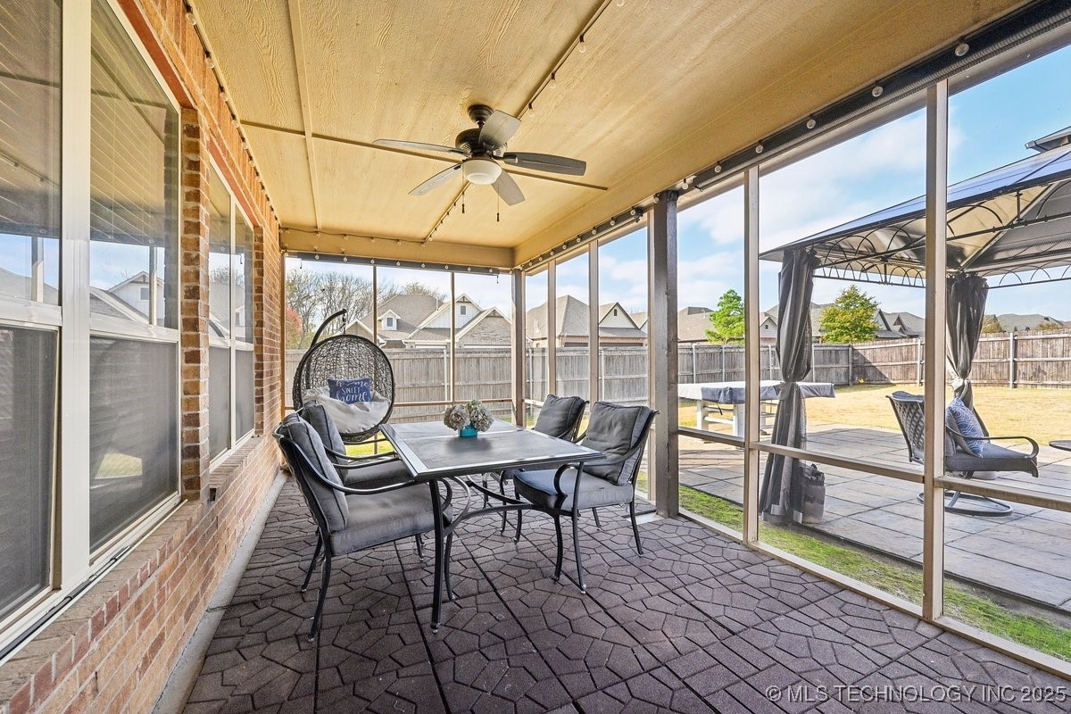 1408 E Canton Street Property Photo 46