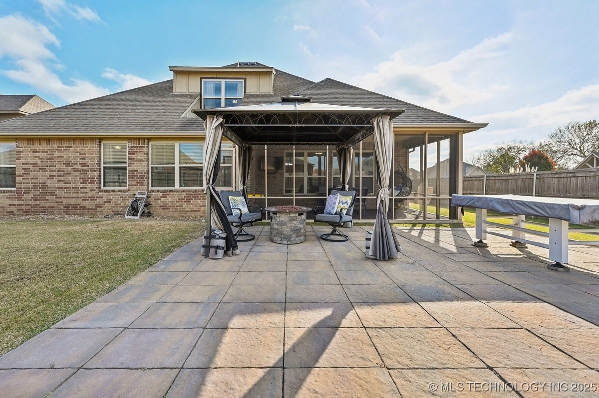 1408 E Canton Street Property Photo 48