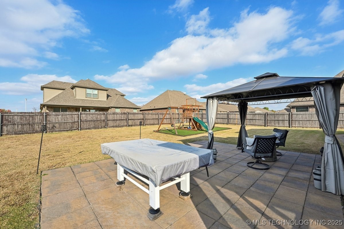 1408 E Canton Street Property Photo 53