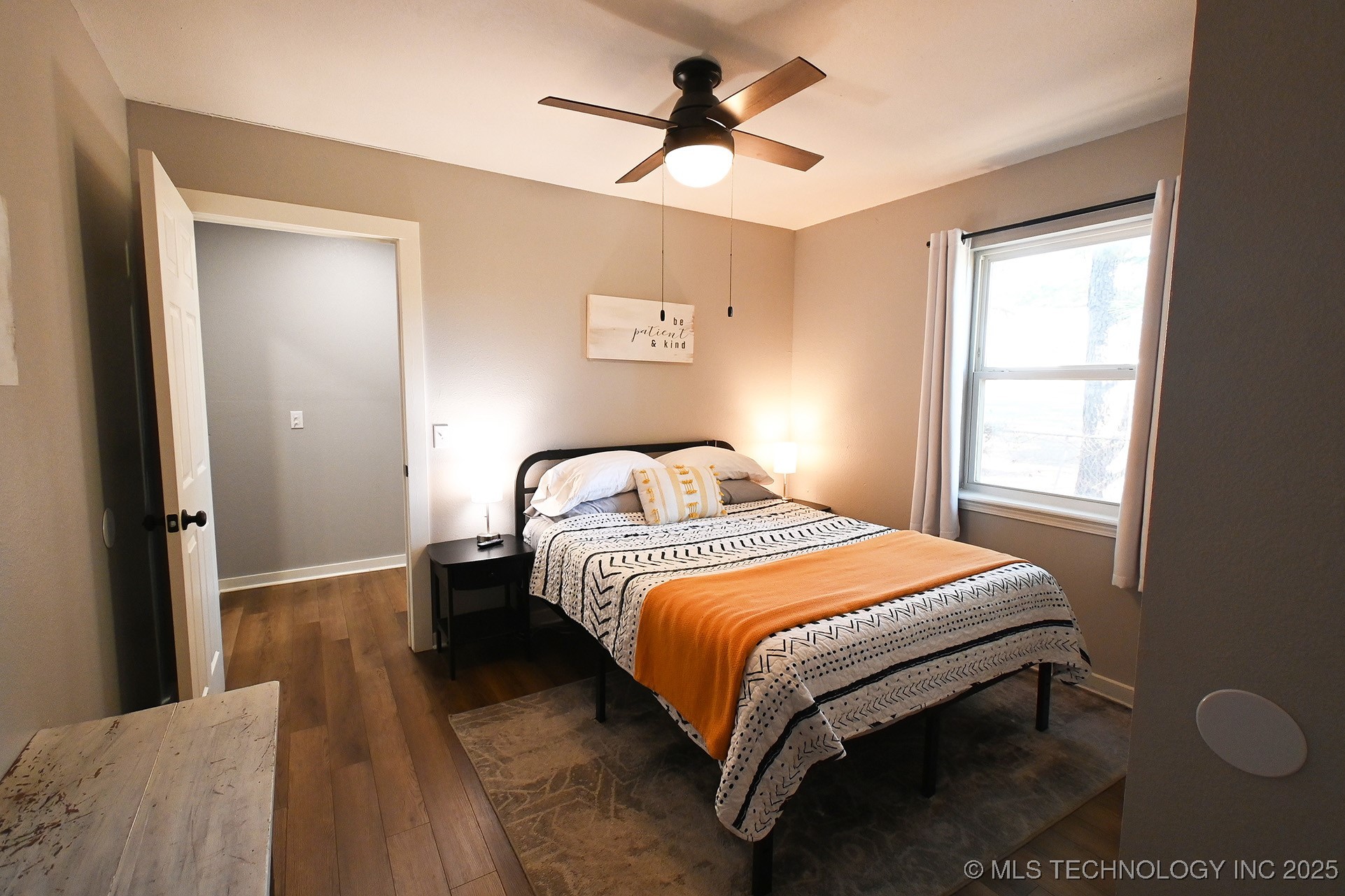 812 N Main Street Property Photo 11