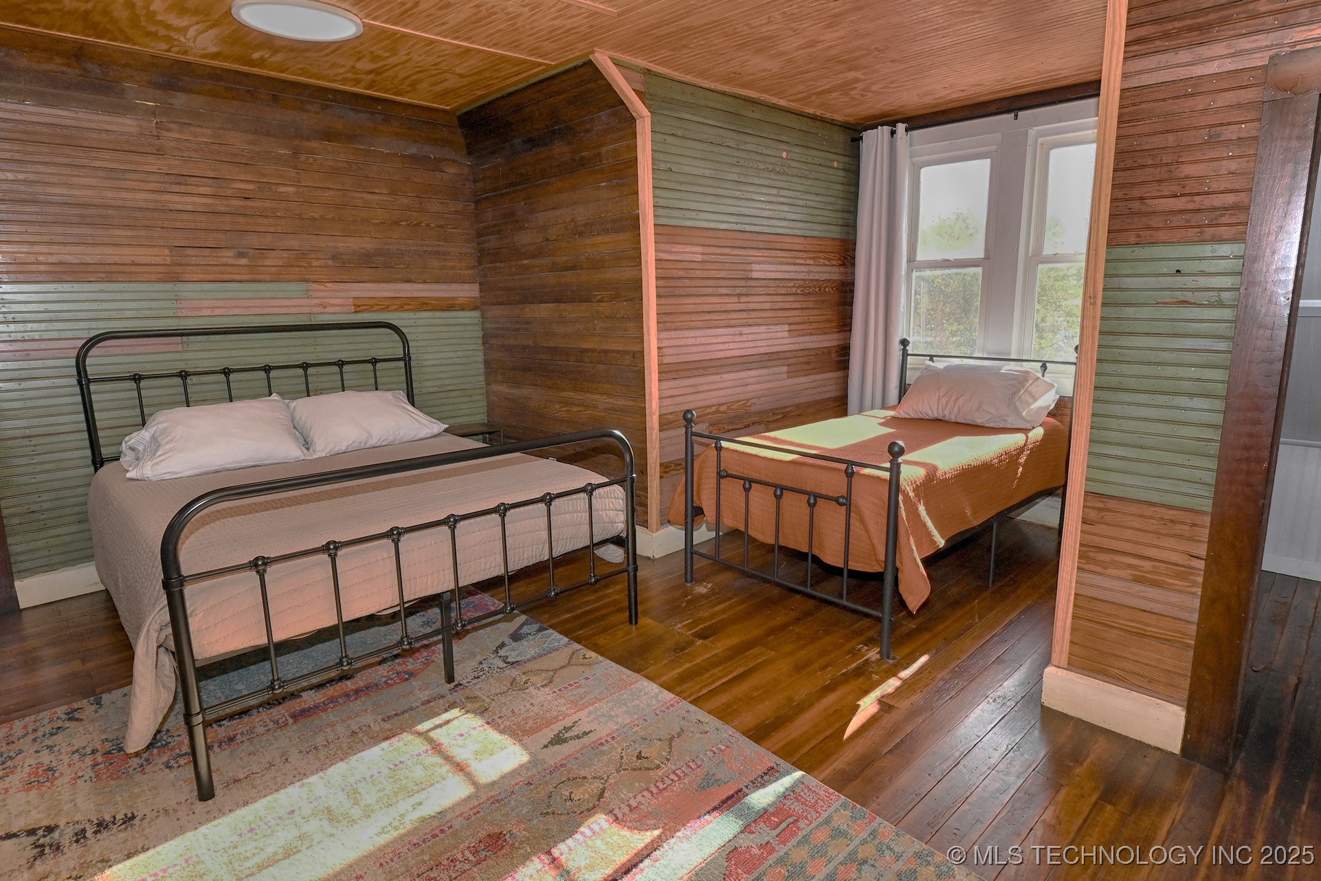 812 N Main Street Property Photo 22