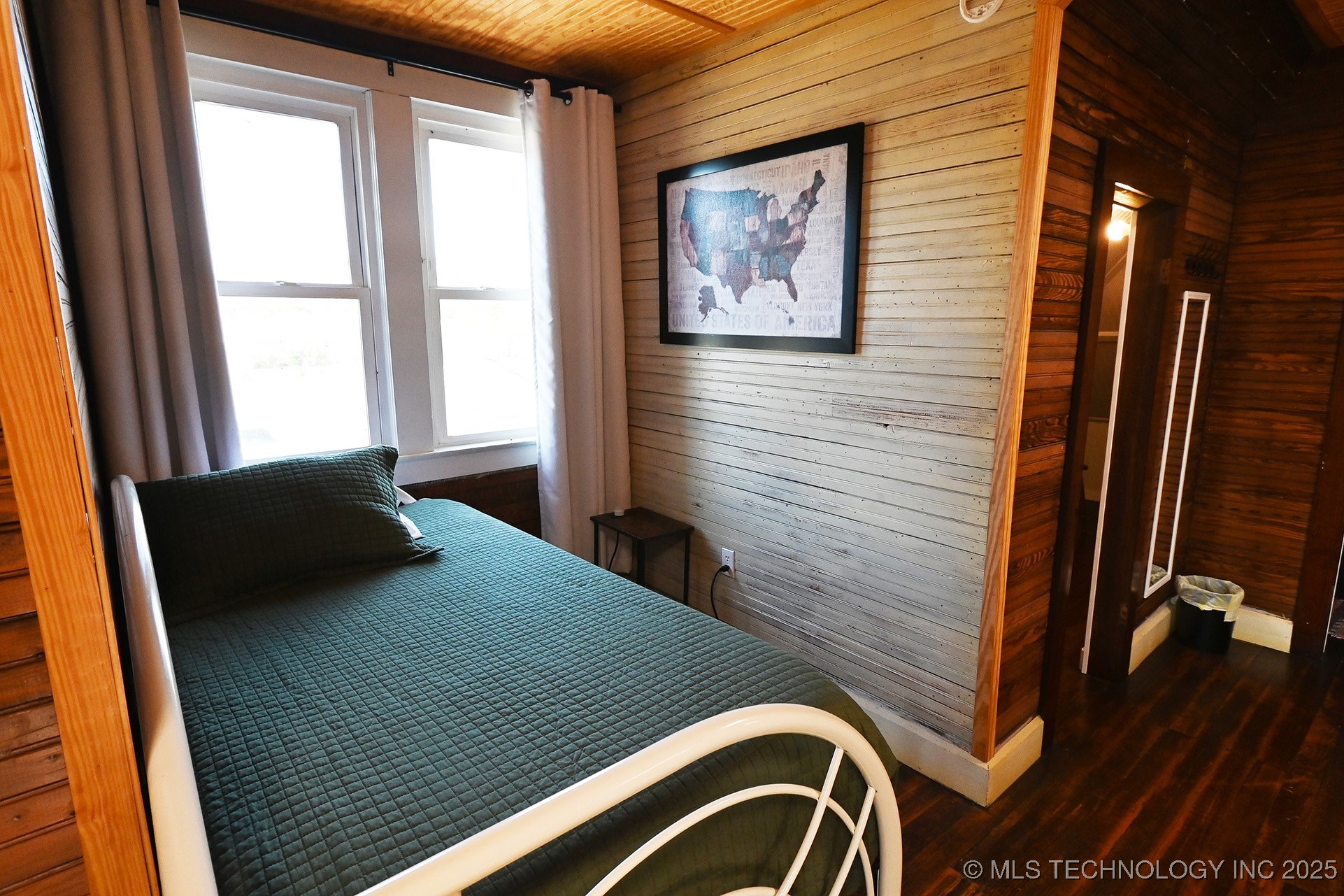 812 N Main Street Property Photo 23