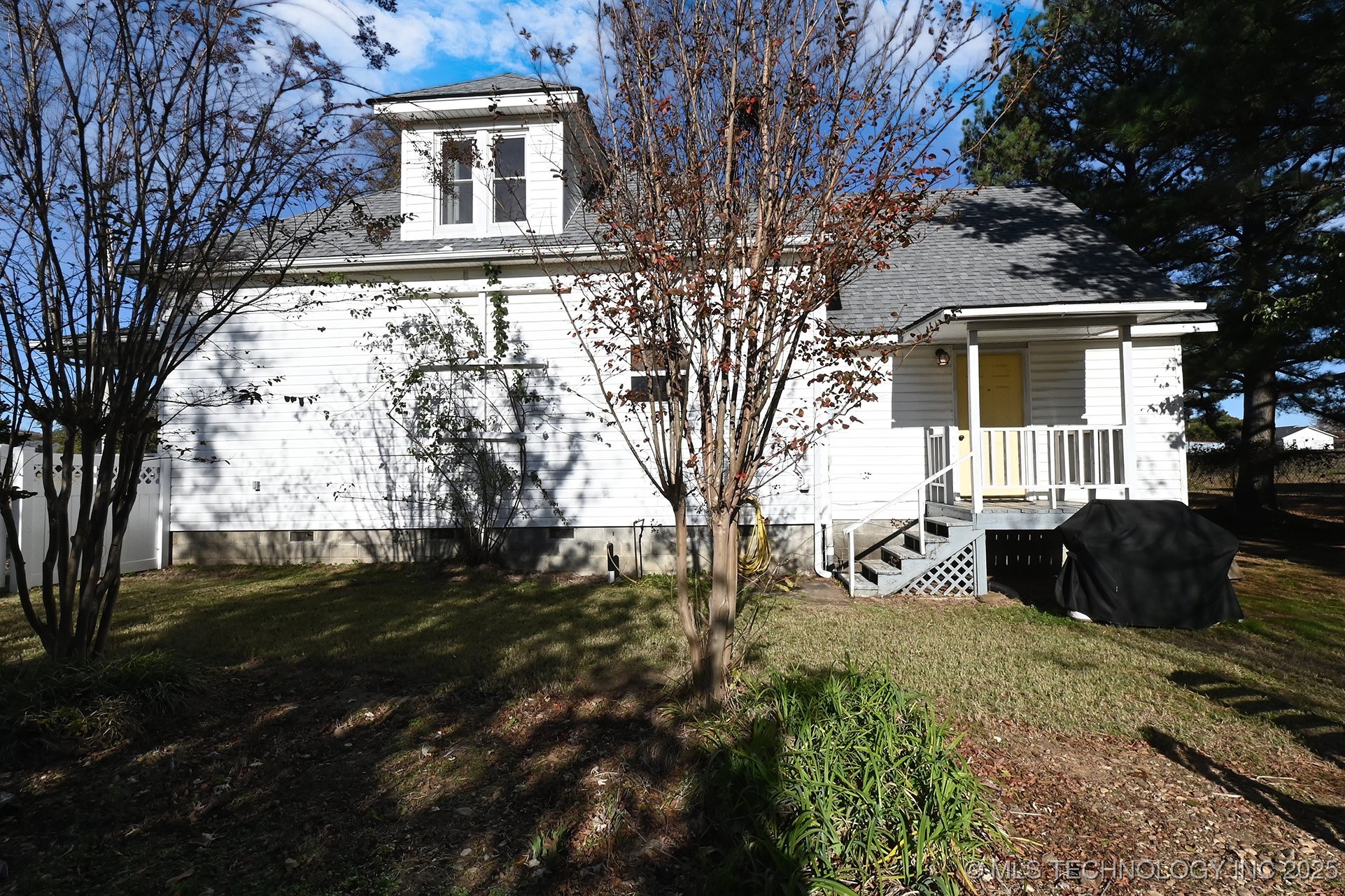 812 N Main Street Property Photo 24