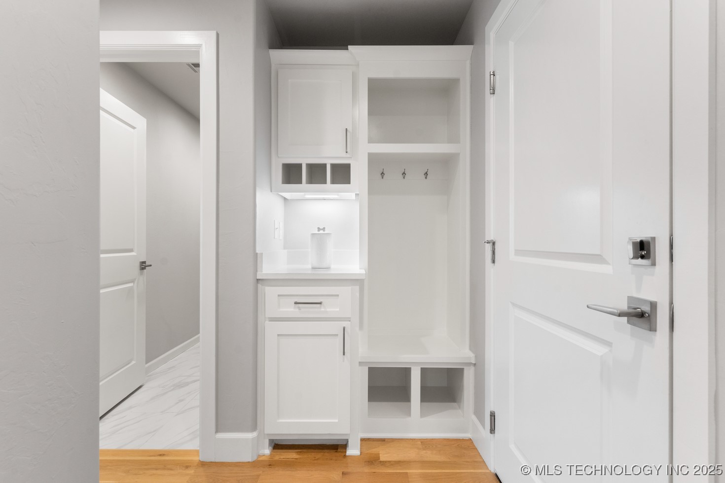 1506 Pinecrest Drive Property Photo 7