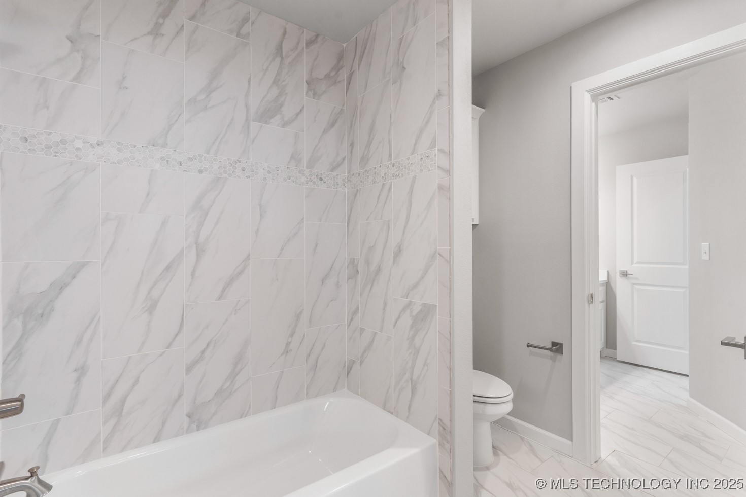 1506 Pinecrest Drive Property Photo 54