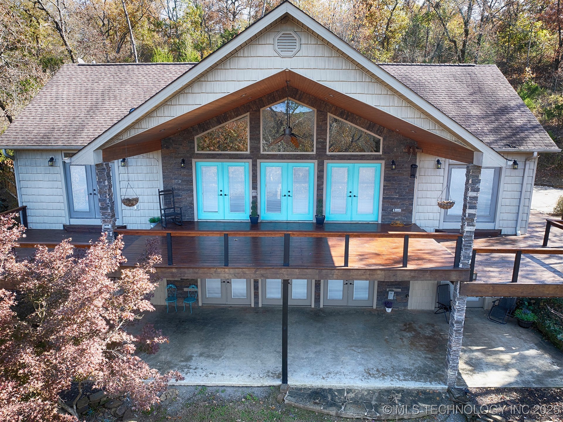 21800 W 863 Property Photo 5