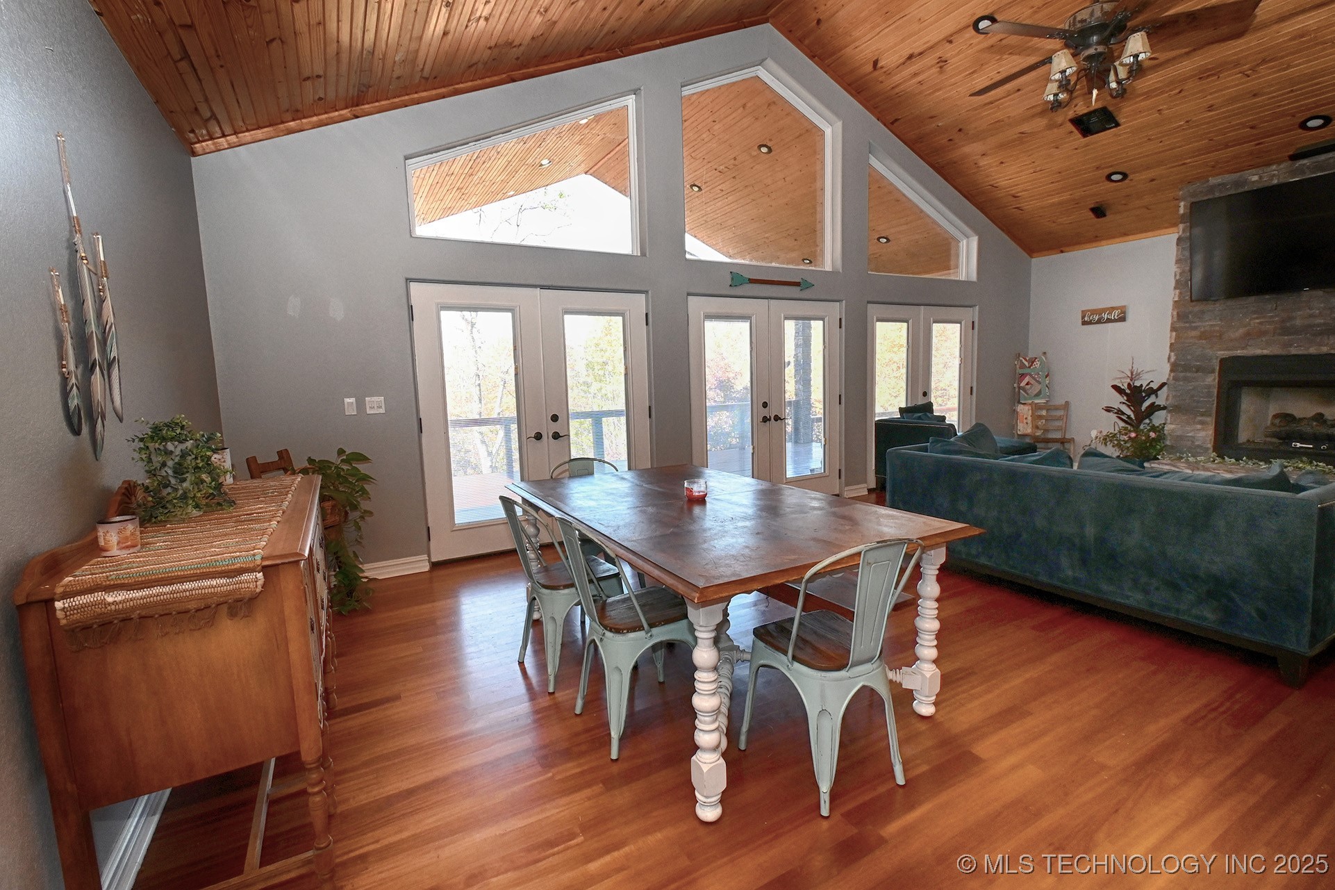 21800 W 863 Property Photo 11