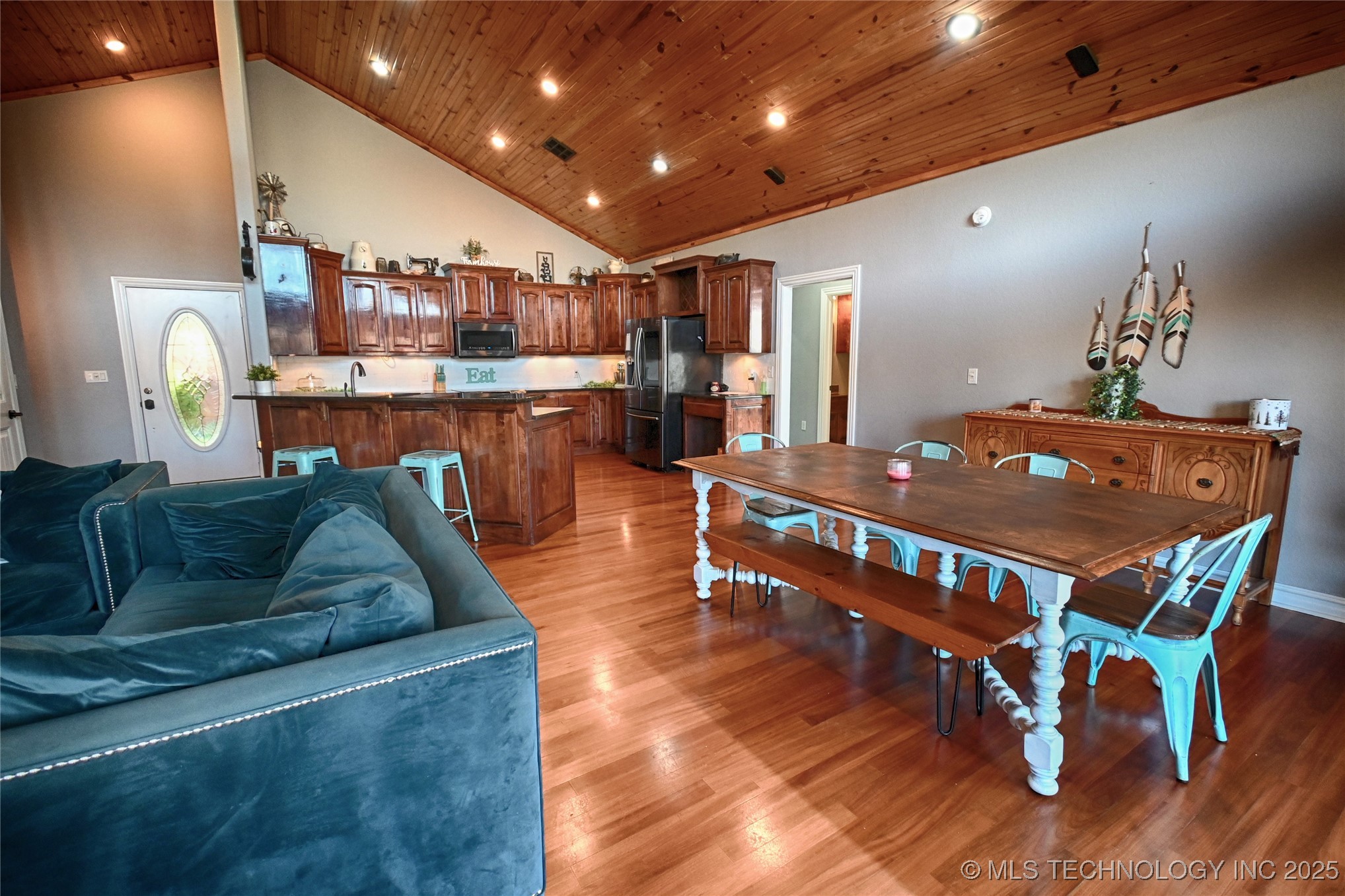 21800 W 863 Property Photo 12