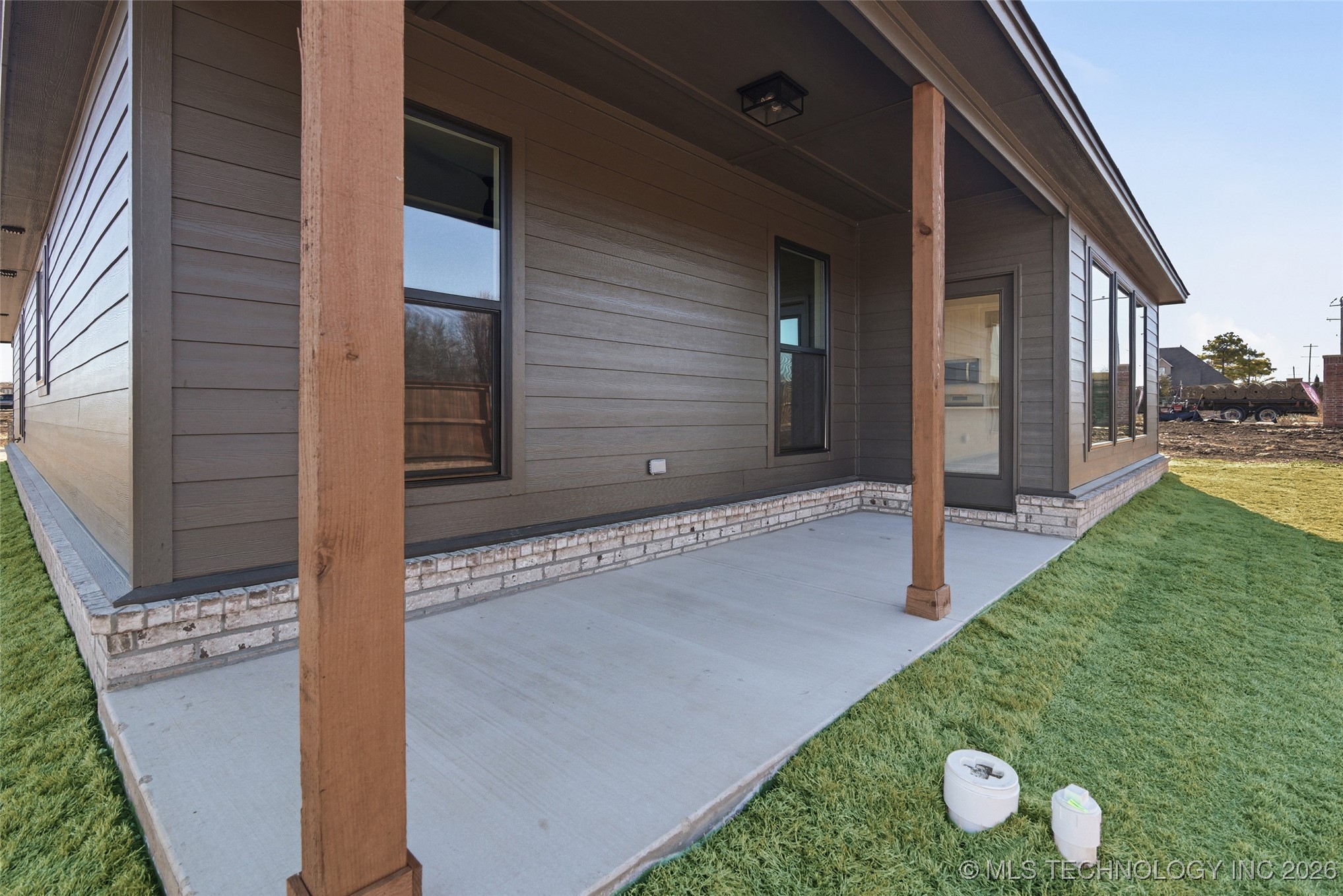 4904 N Walnut Avenue Property Photo 32