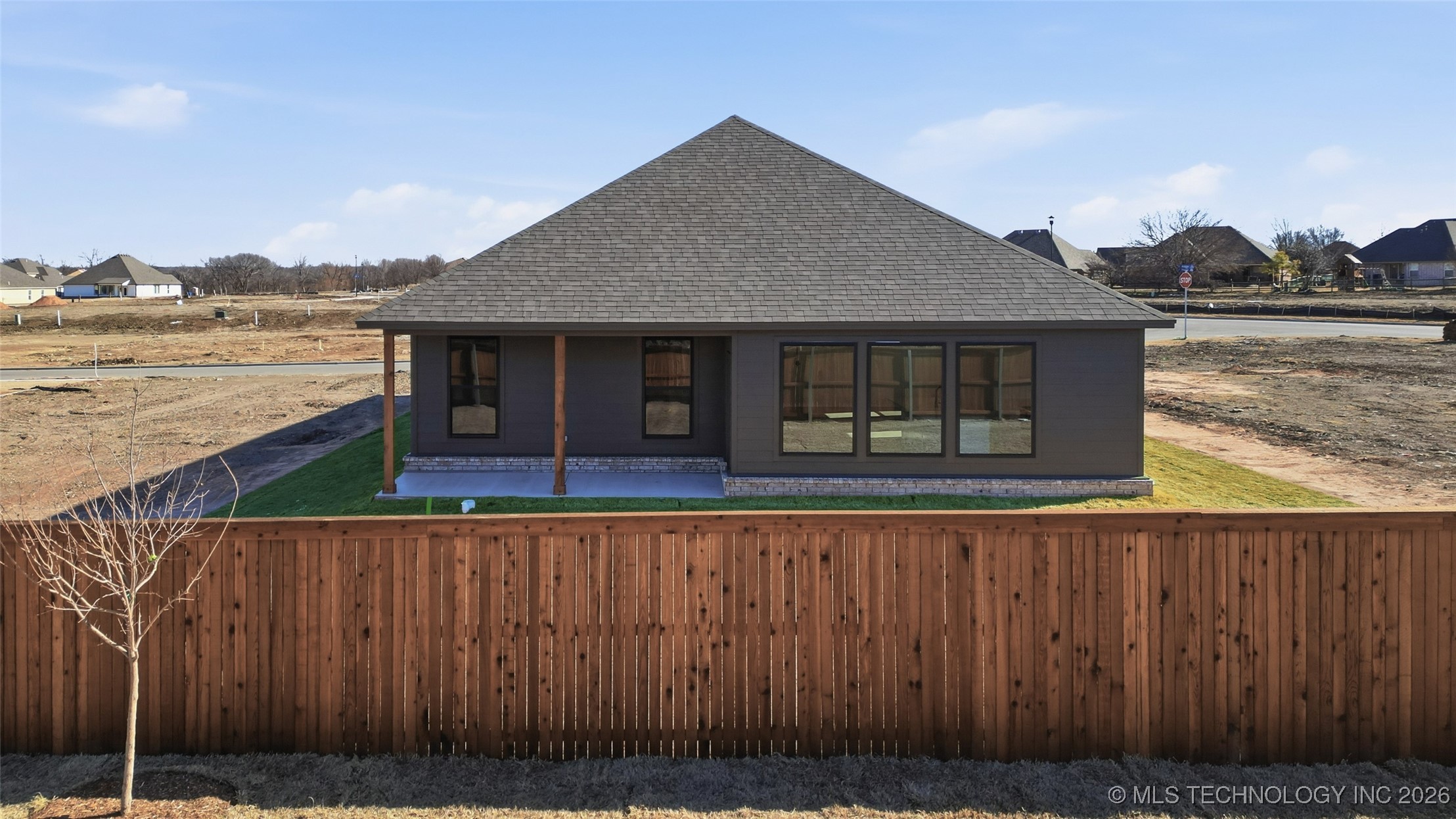 4904 N Walnut Avenue Property Photo 34