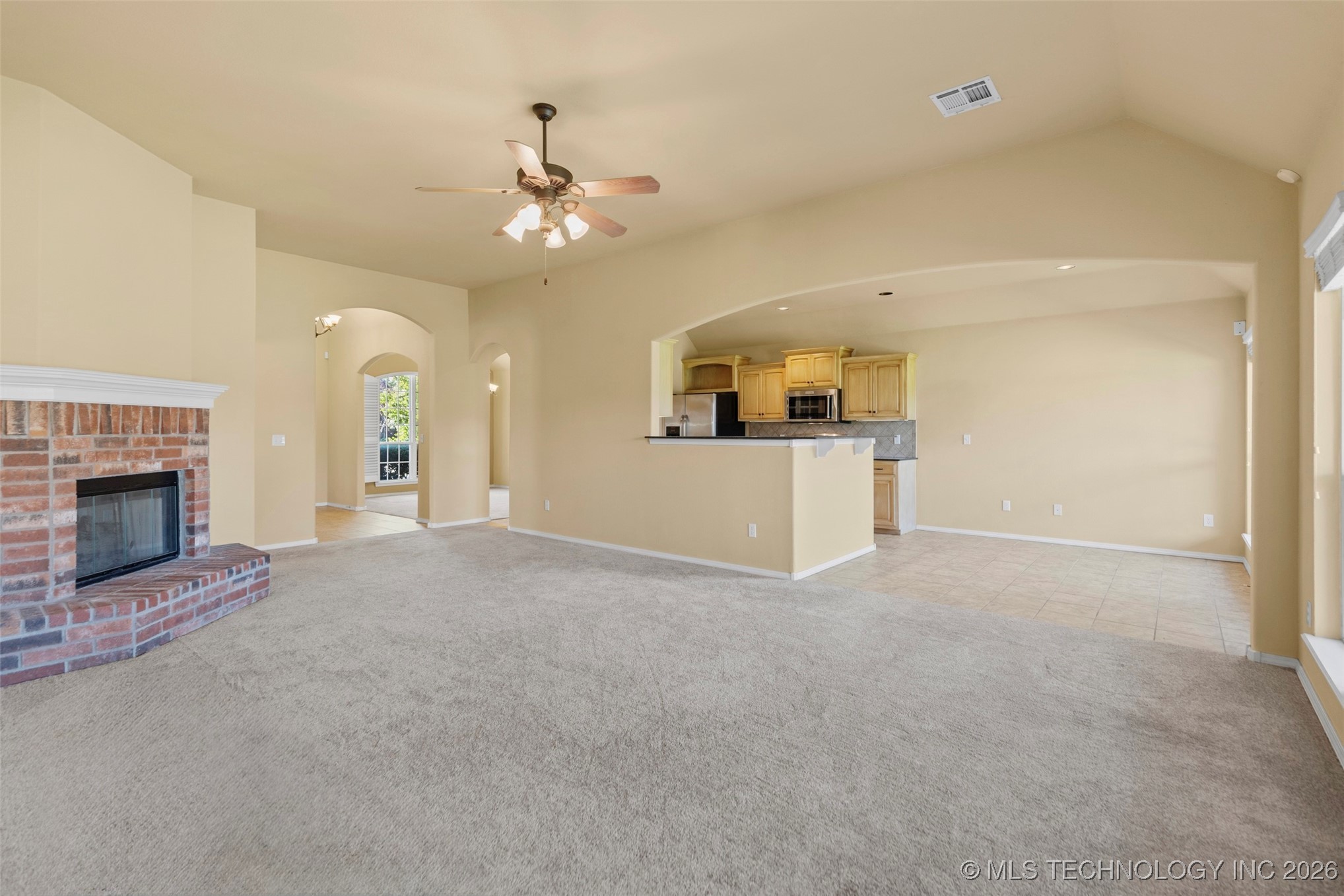 2000 W Vail Street Property Photo 5