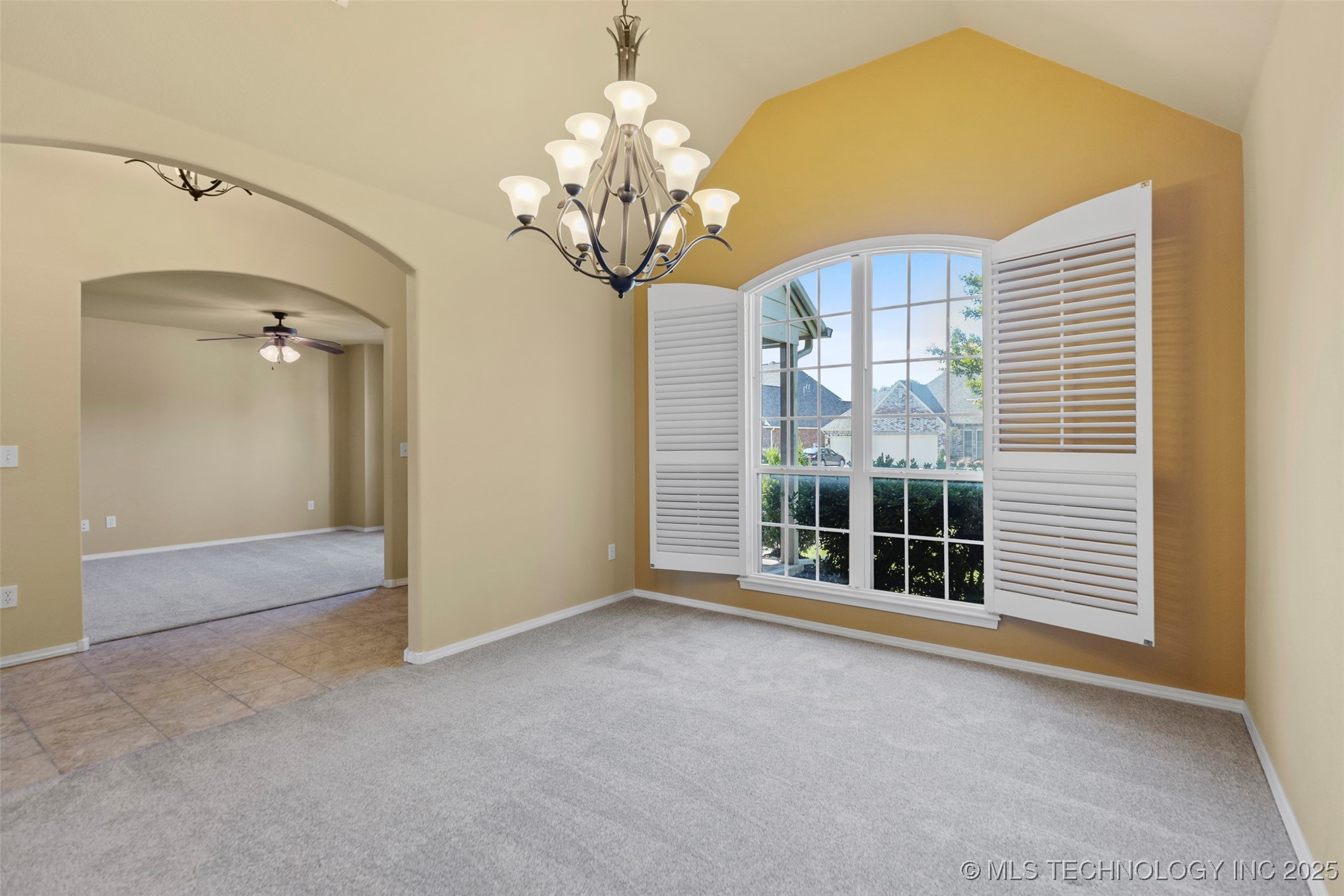 2000 W Vail Street Property Photo 8