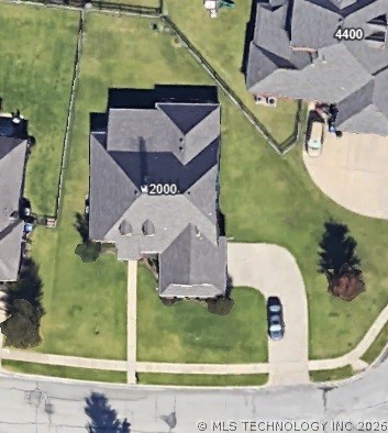 2000 W Vail Street Property Photo 25