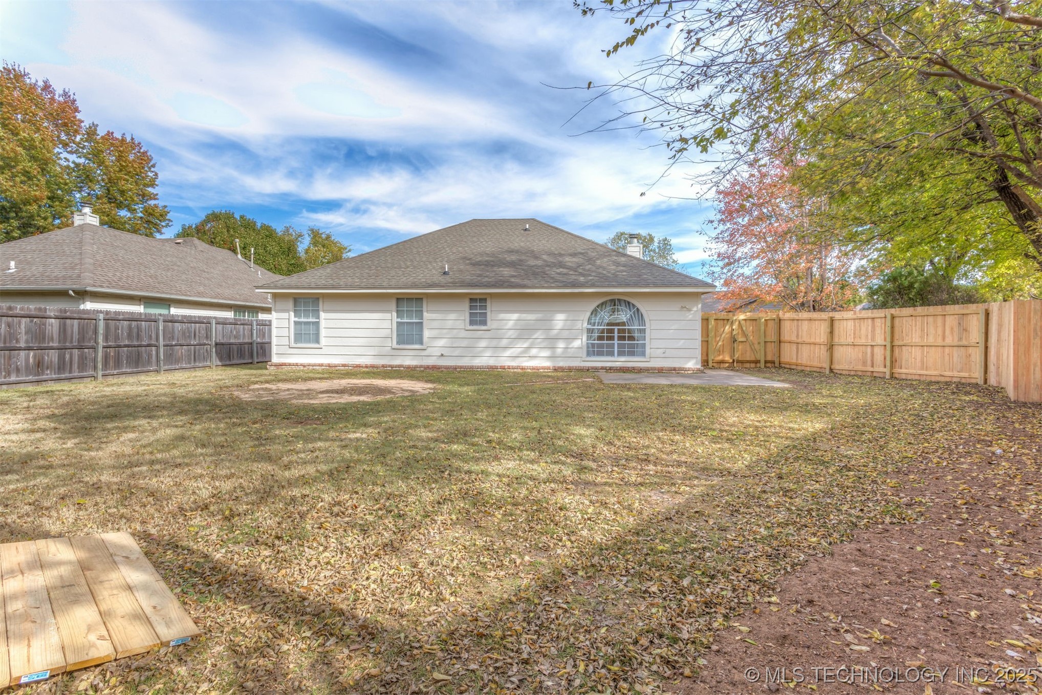 3908 S Walnut Avenue Property Photo 39