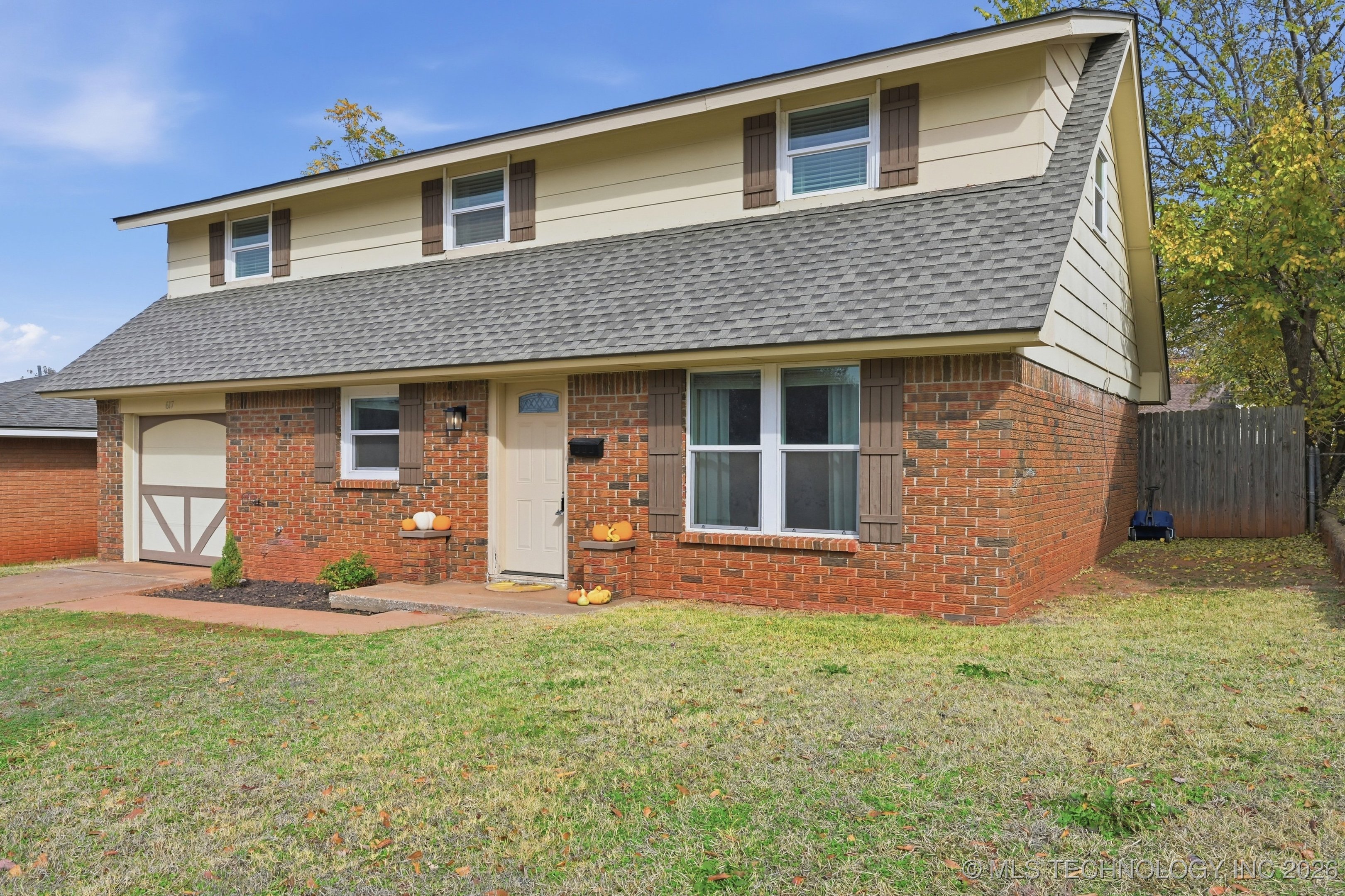 617 Redstone Property Photo 1