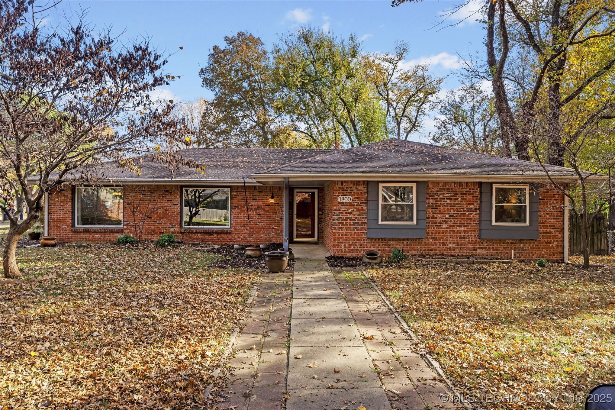 1800 Harned Drive Property Photo 1