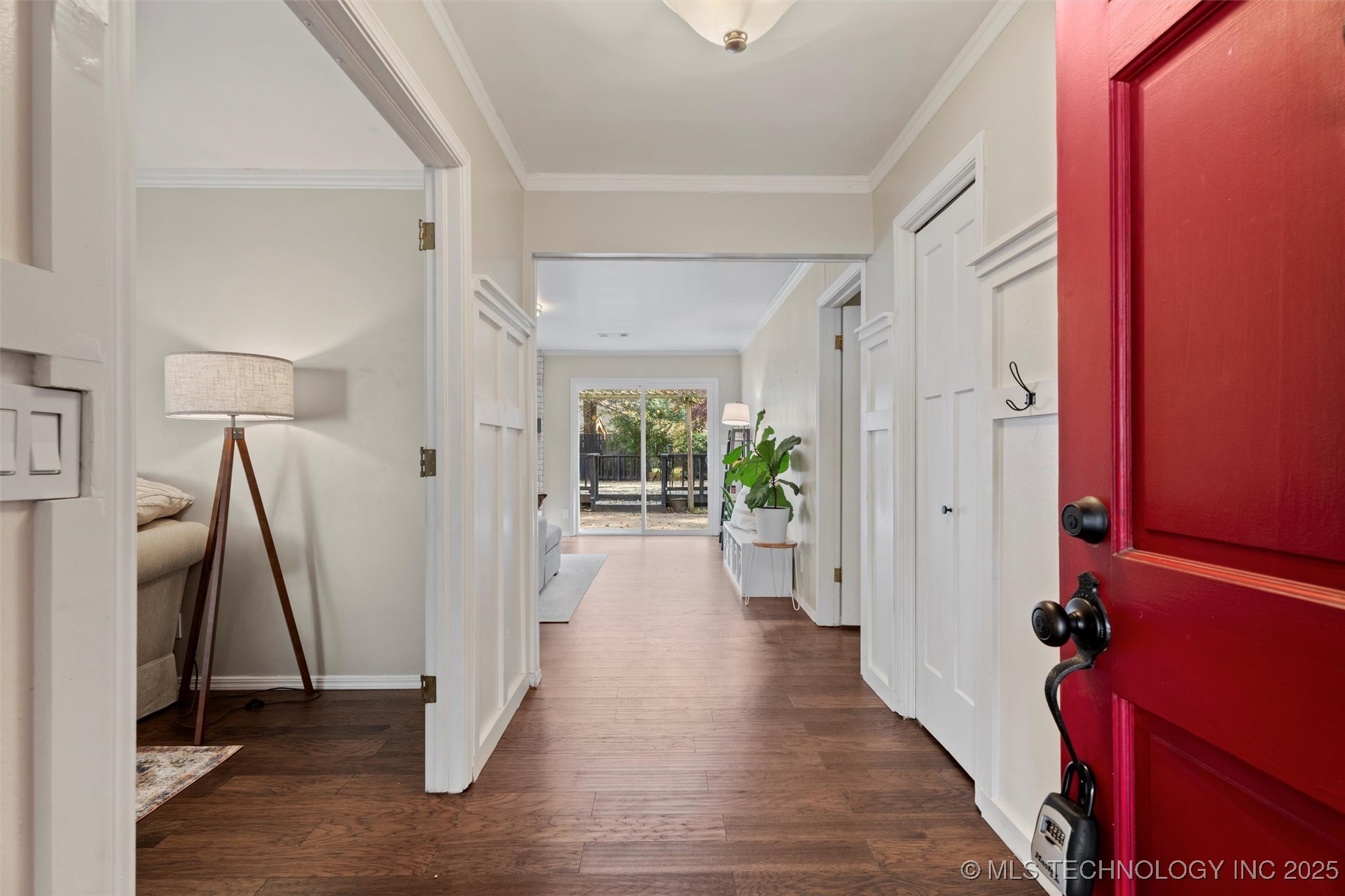 1800 Harned Drive Property Photo 5