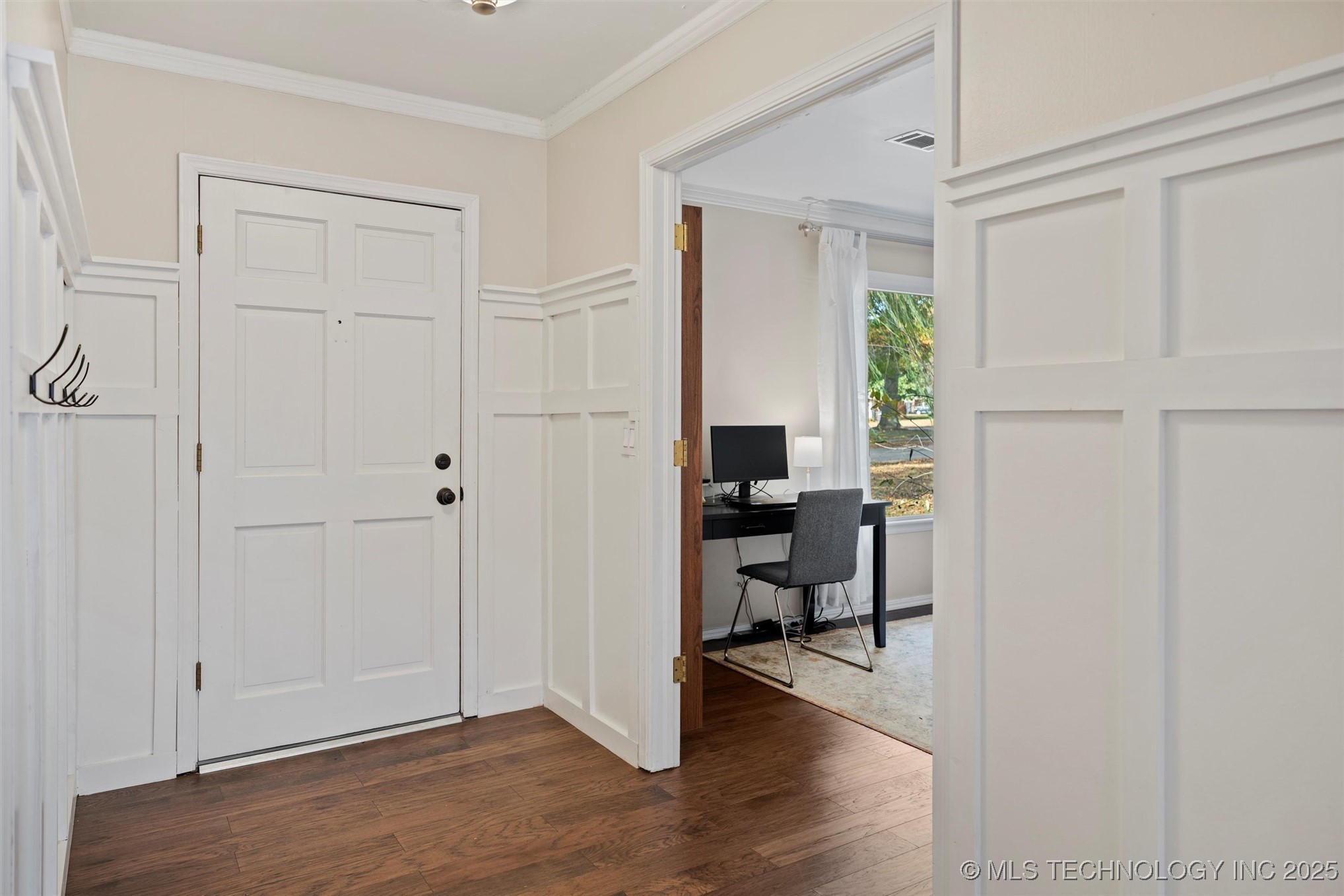 1800 Harned Drive Property Photo 6