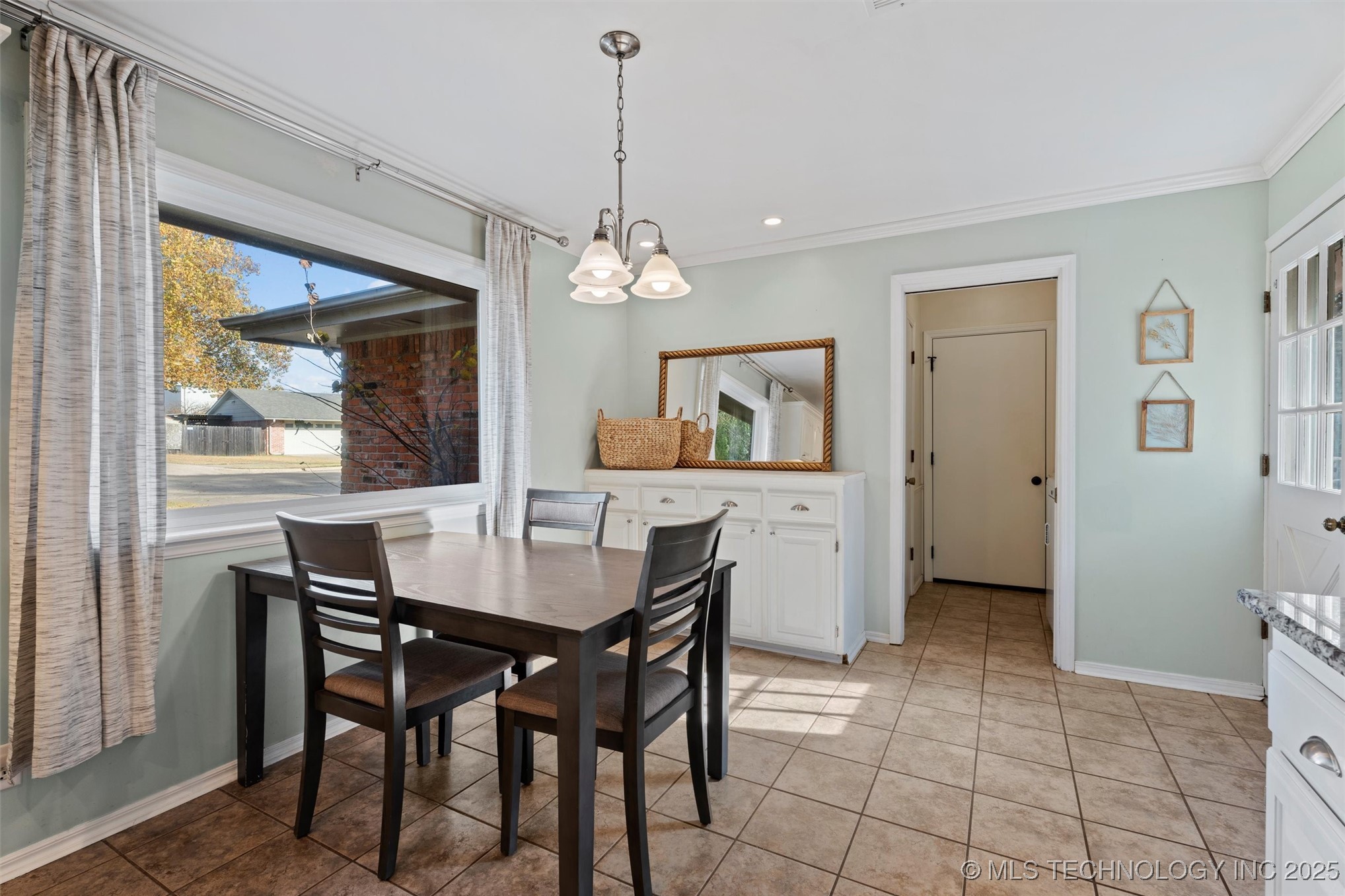 1800 Harned Drive Property Photo 14