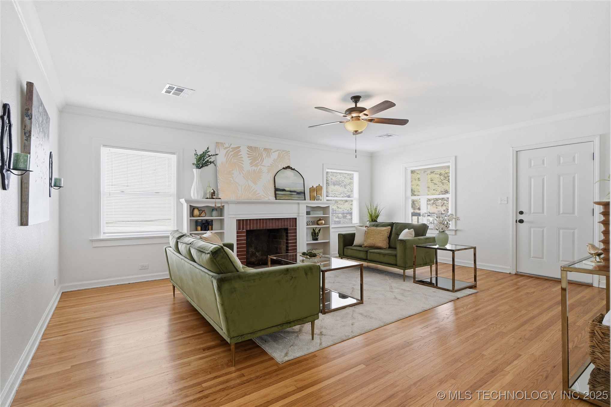 1604 N Boston Place Property Photo 3