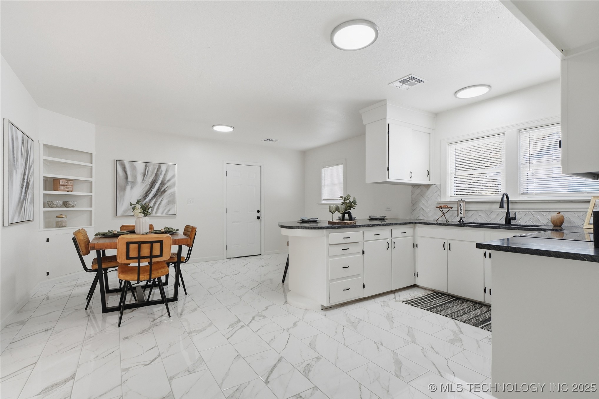 1604 N Boston Place Property Photo 10