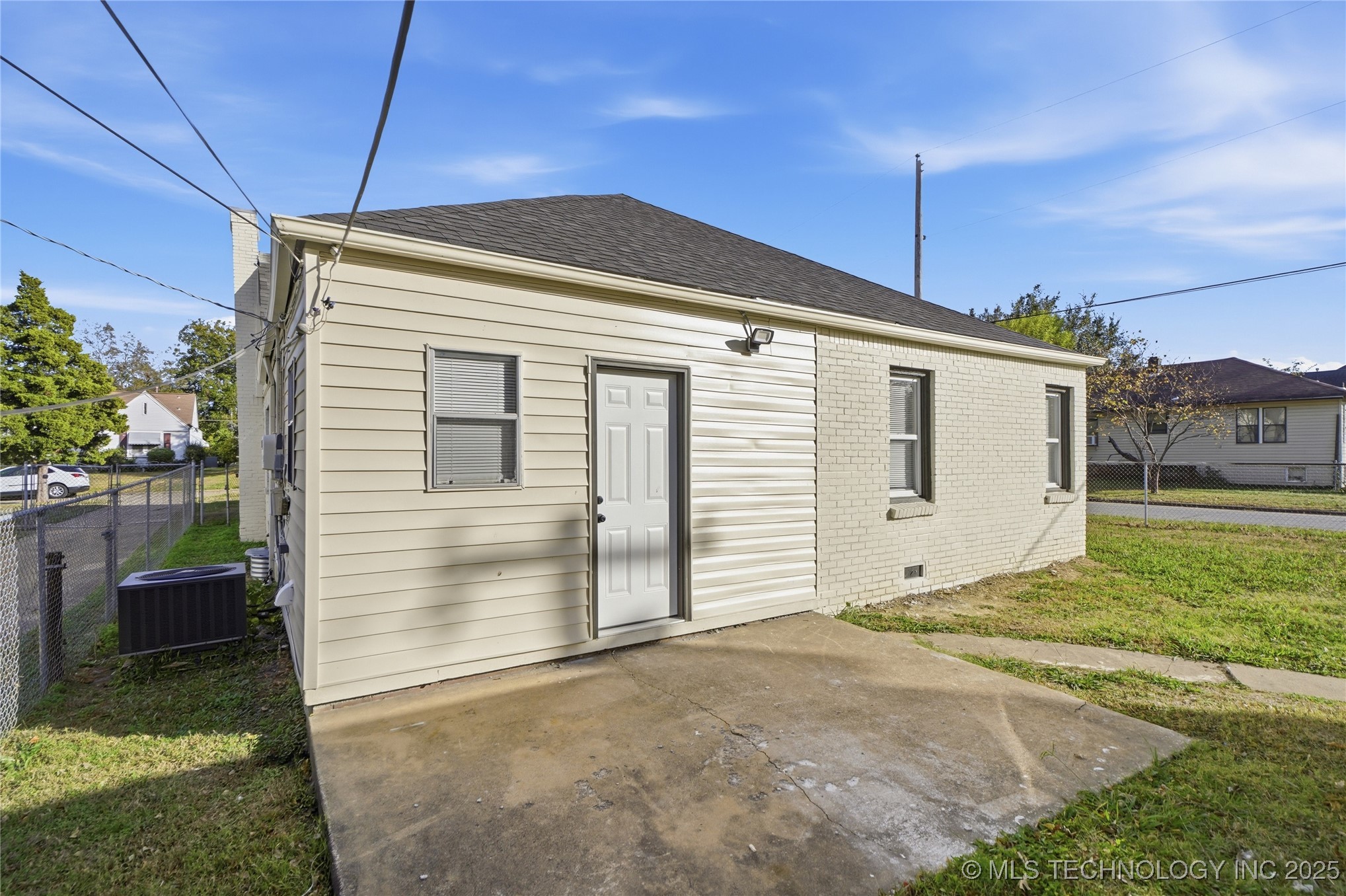 1604 N Boston Place Property Photo 32