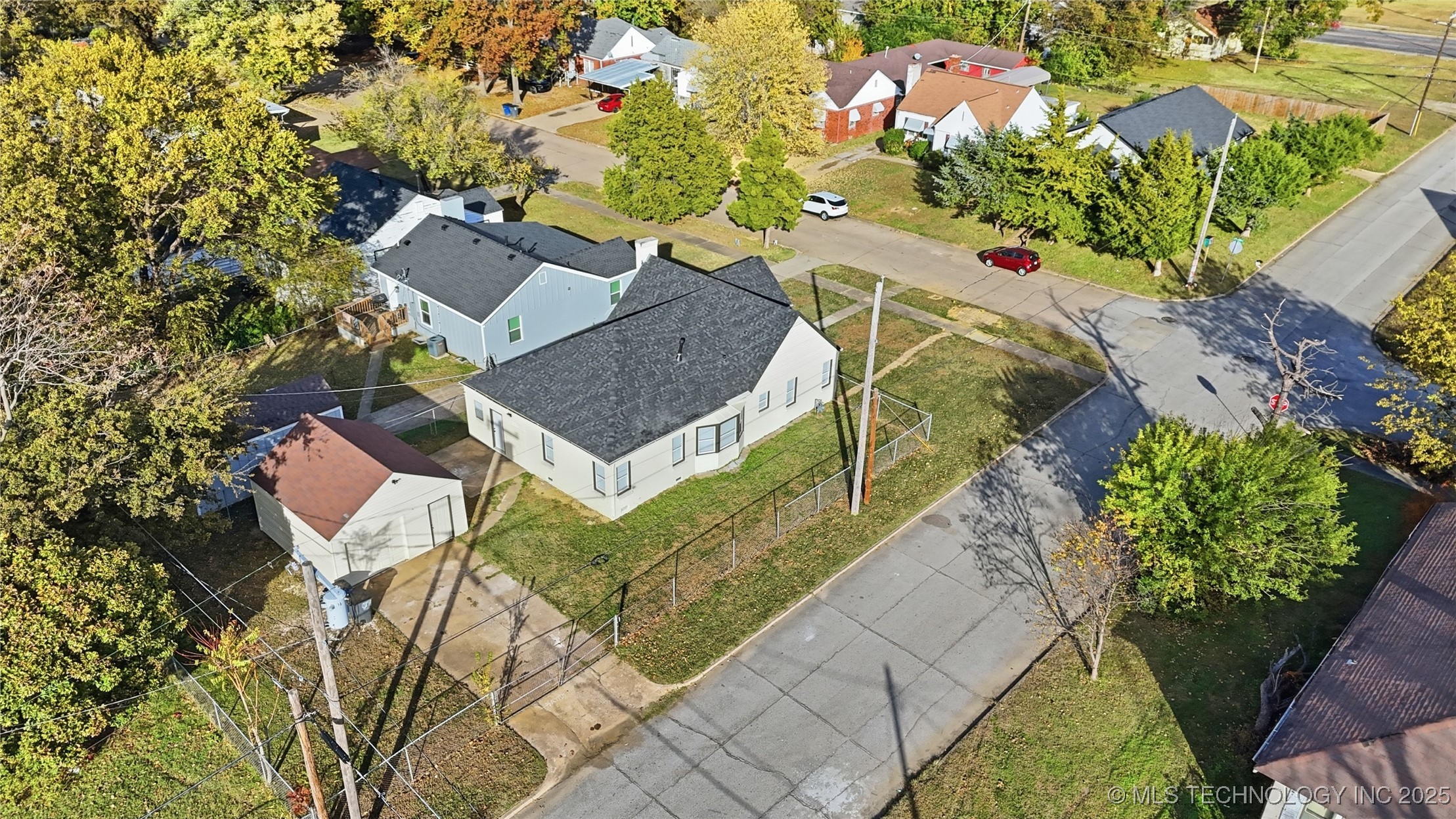 1604 N Boston Place Property Photo 36