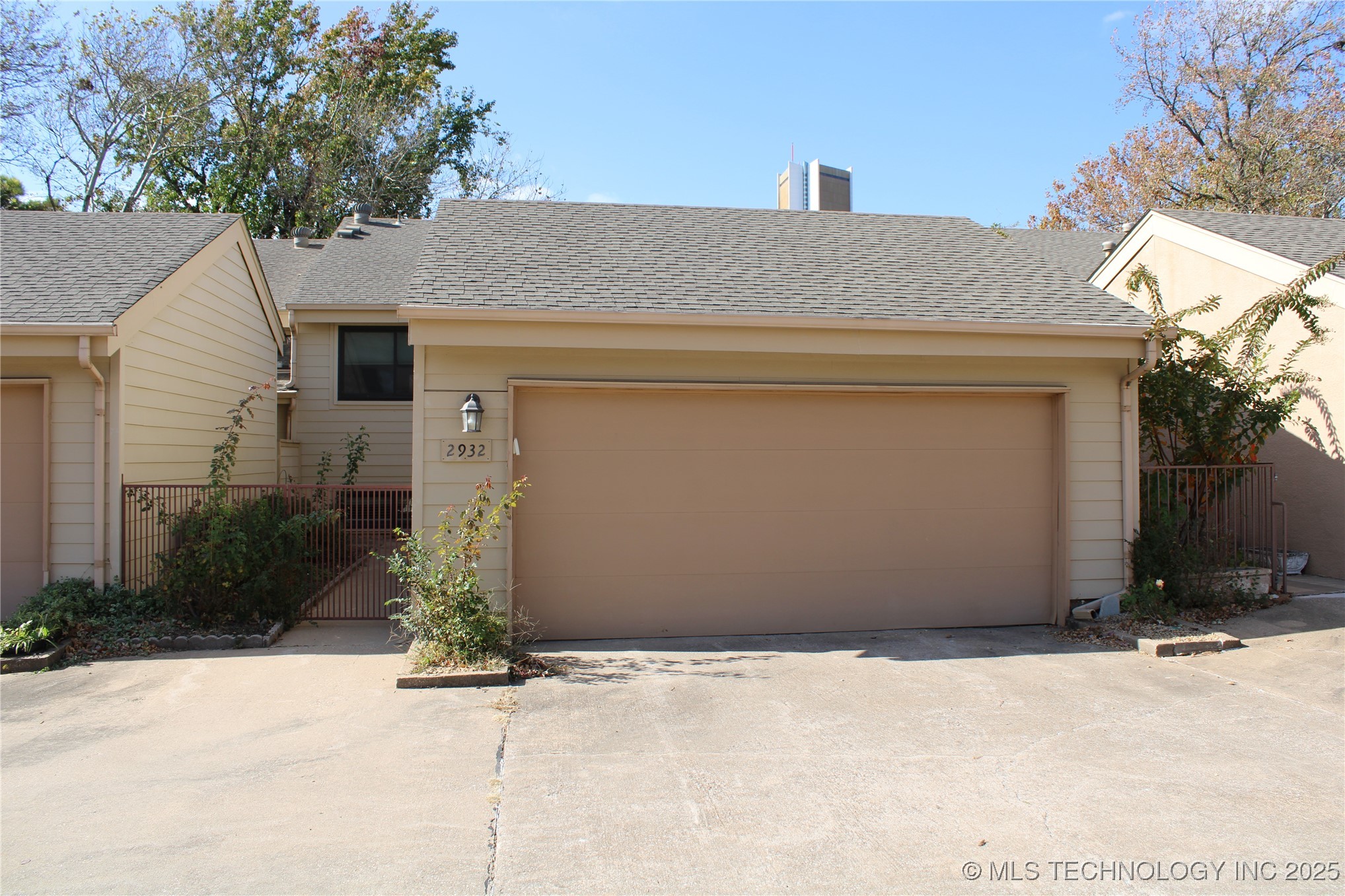 2932 E 84th Street 36 Property Photo 1